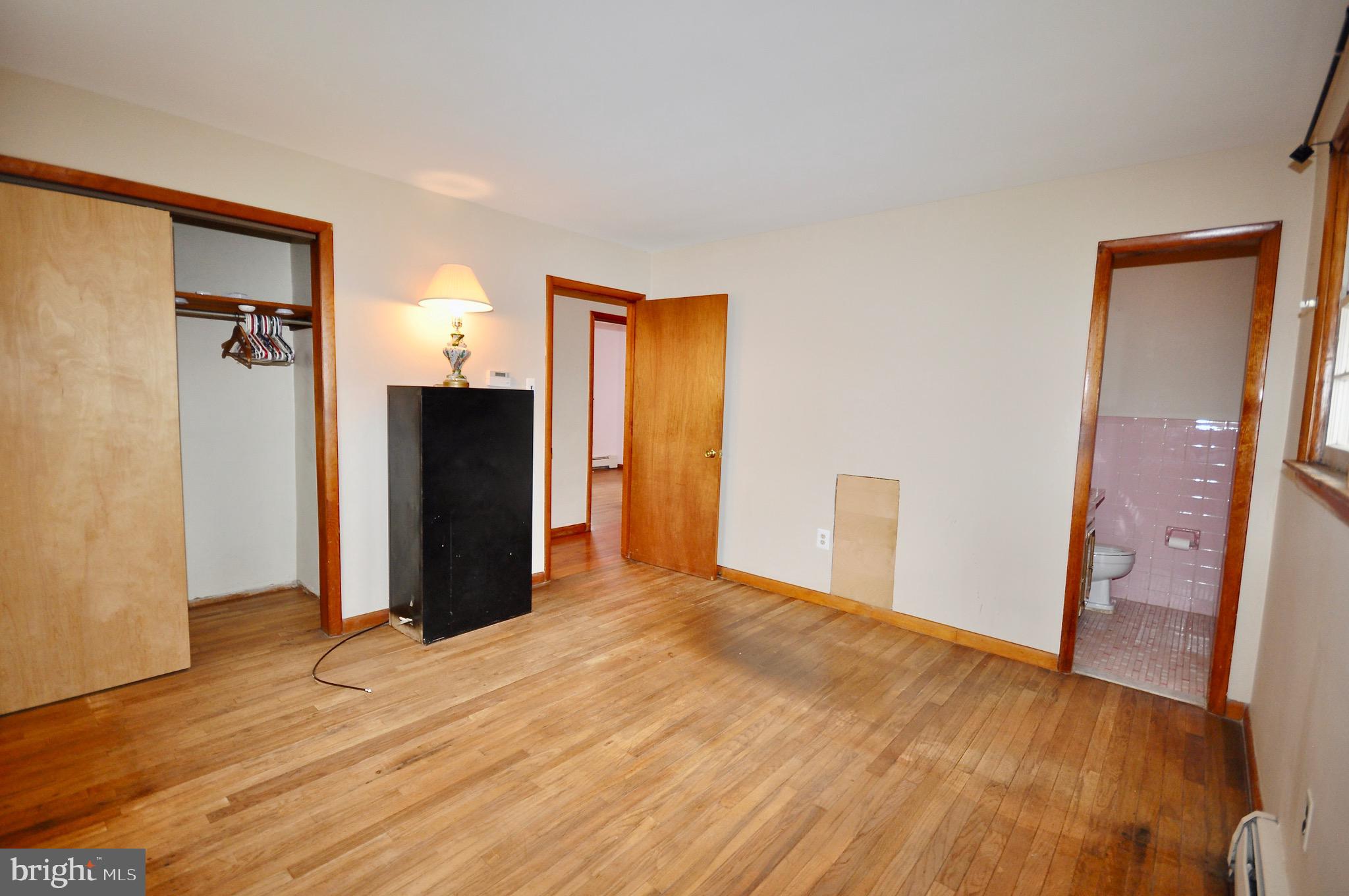 NEWPORTVILLE - Residential