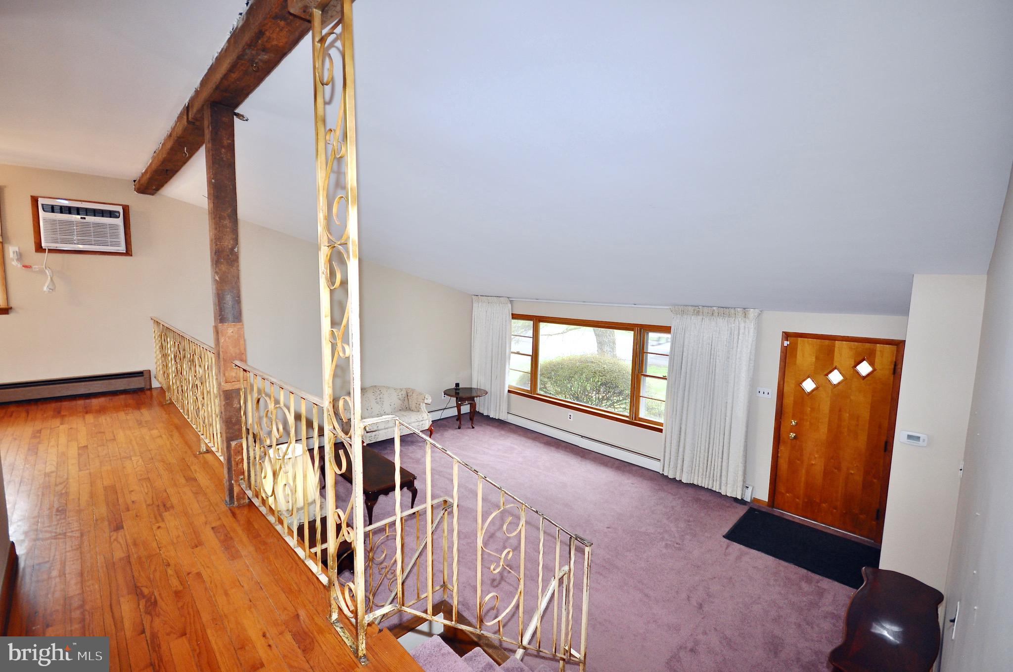 NEWPORTVILLE - Residential