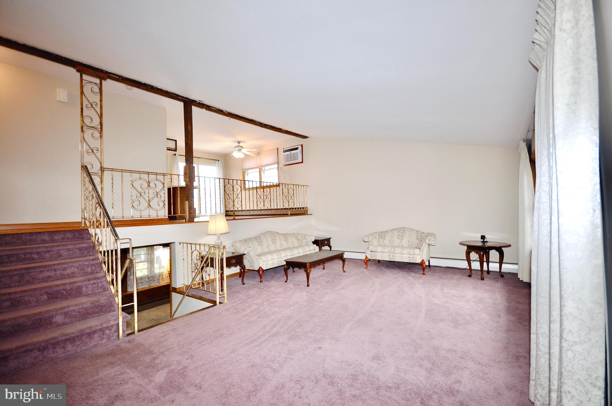 NEWPORTVILLE - Residential