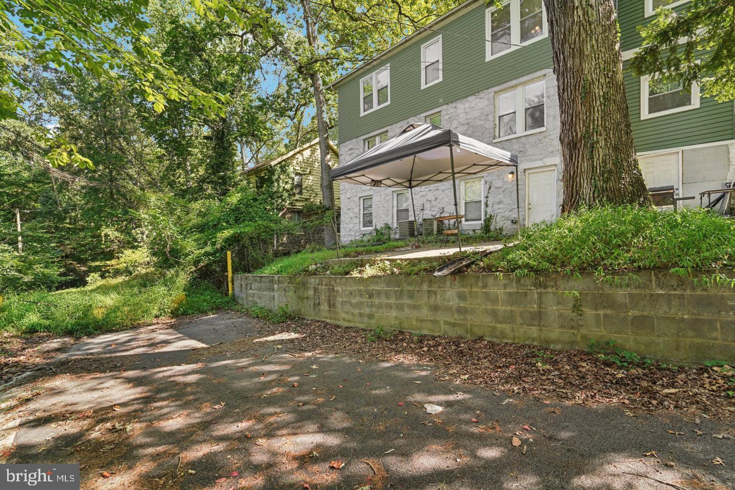 WINDSOR HILLS - Residential