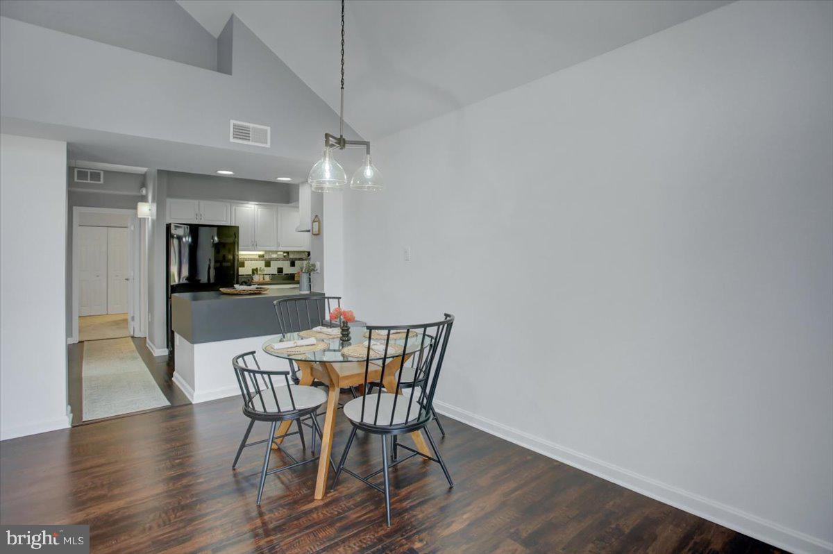 CHERRINGTON - Residential