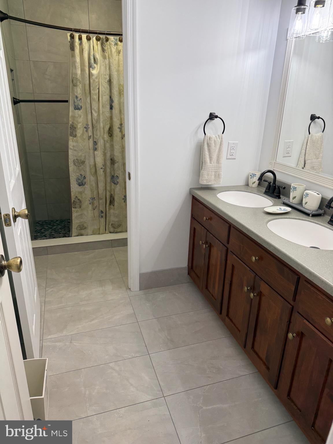 WASHINGTON TWP - Residential