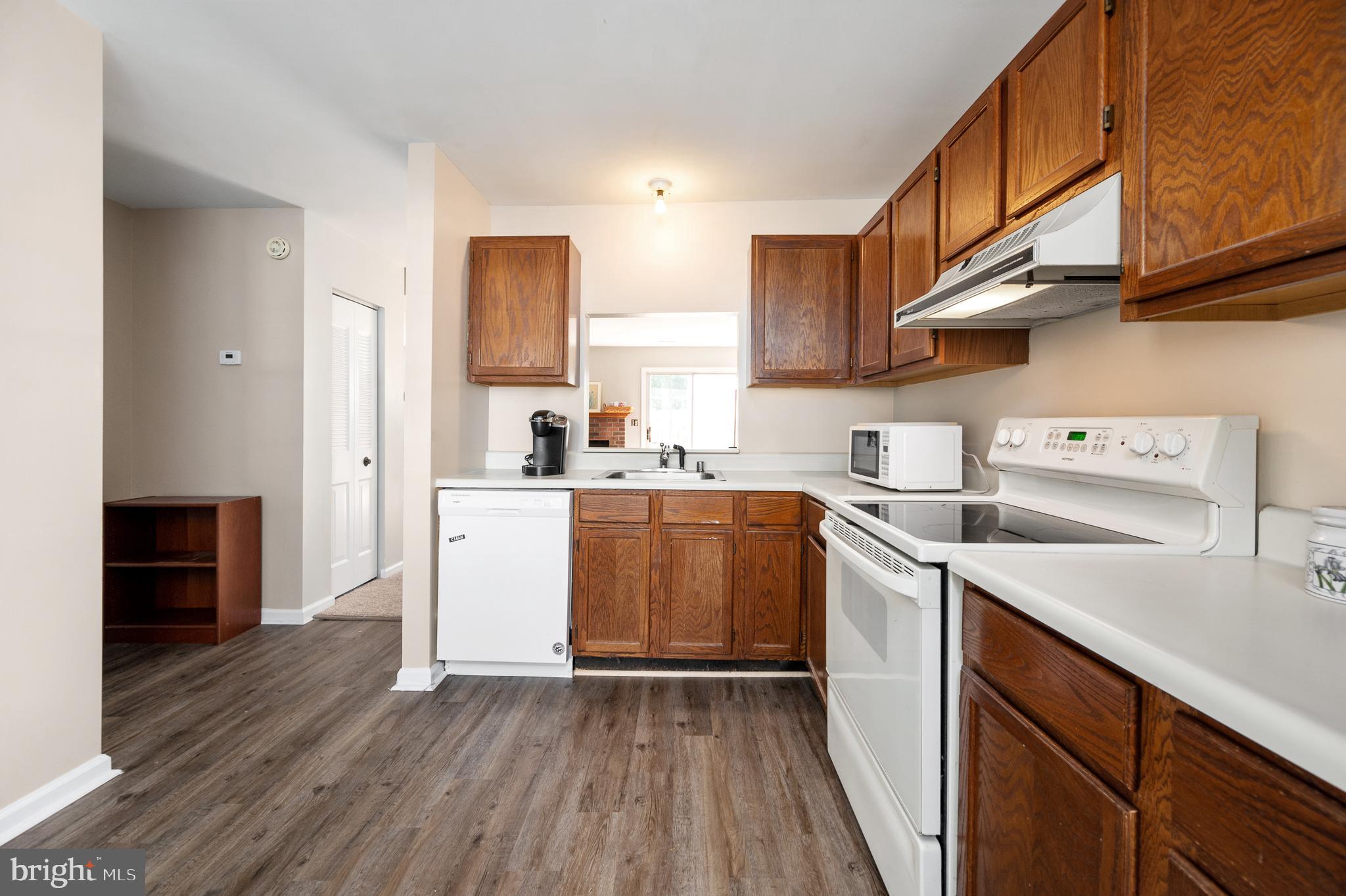 VILLAGES OF SALEM STATION - Residential