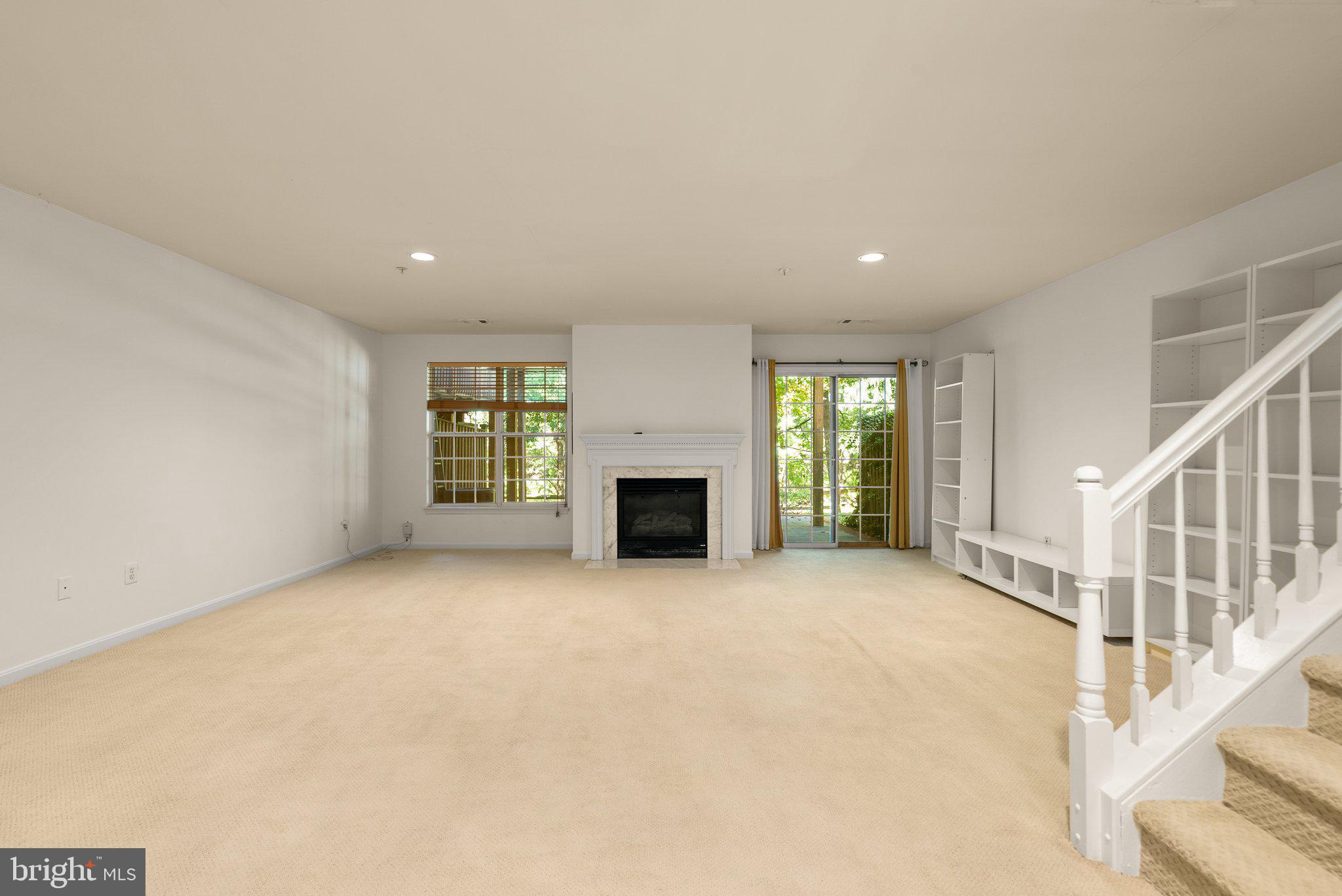 CLOPPERS MILL WEST - Residential