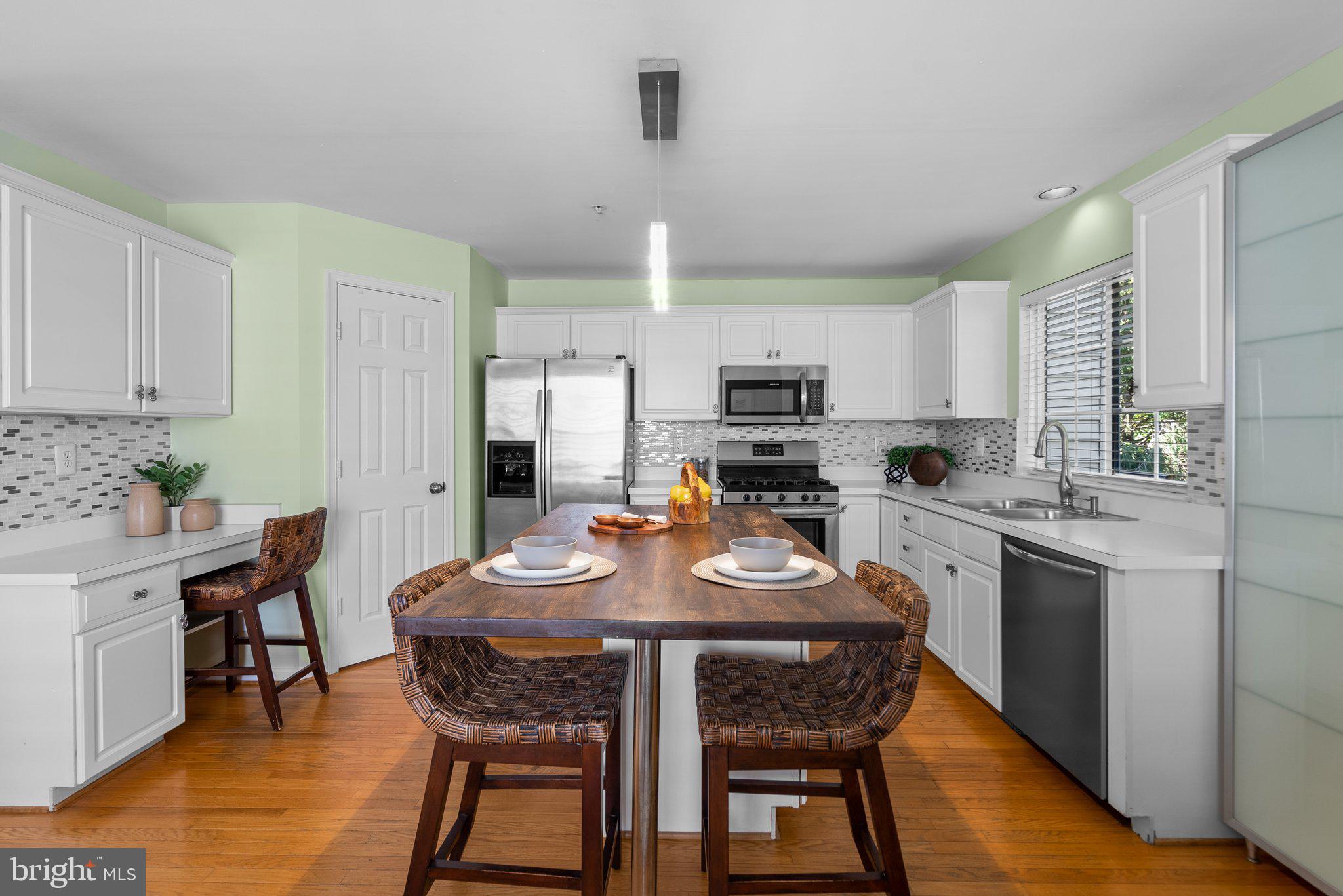 CLOPPERS MILL WEST - Residential