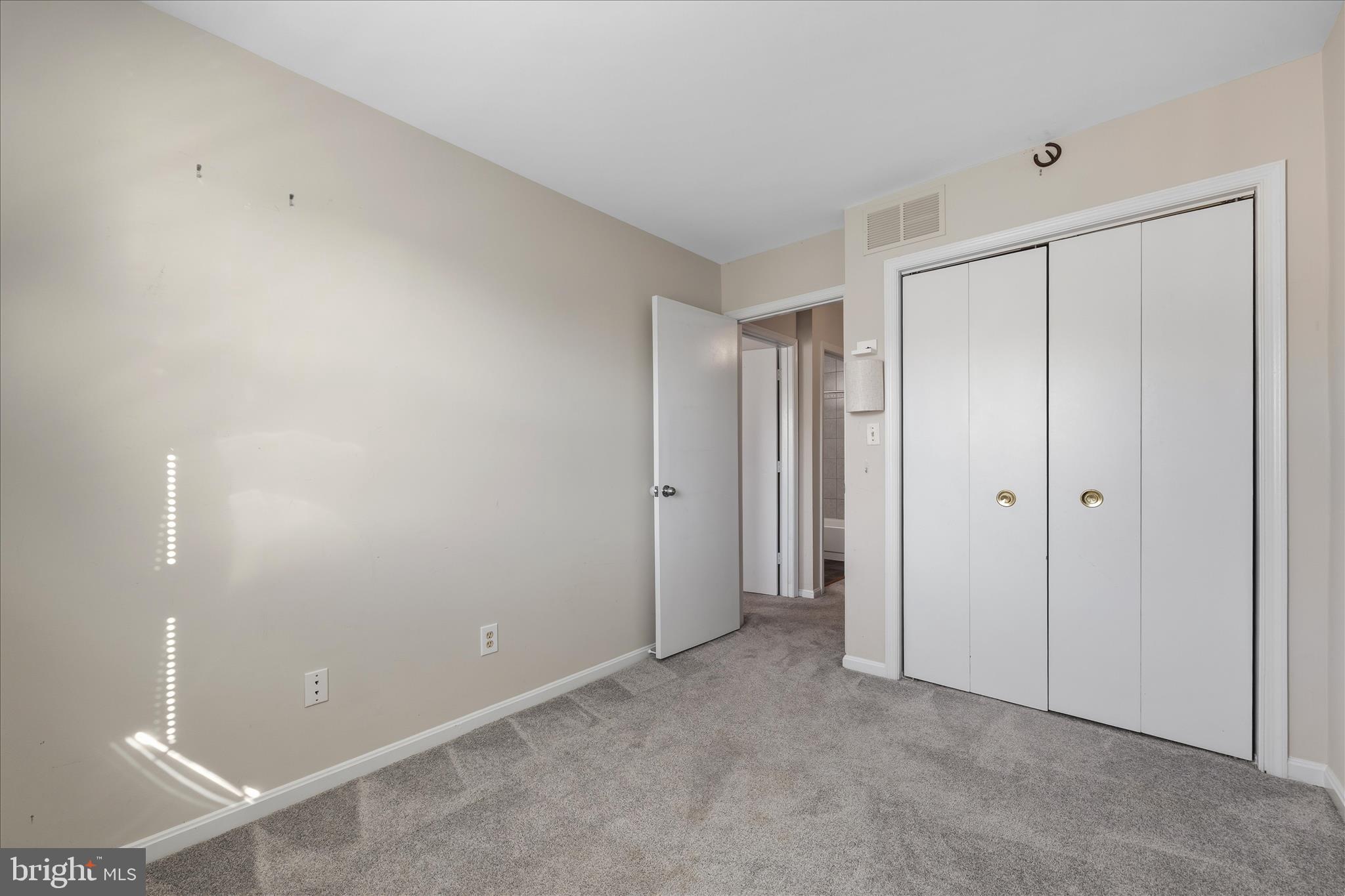 RICHARDSON MEWS - Residential