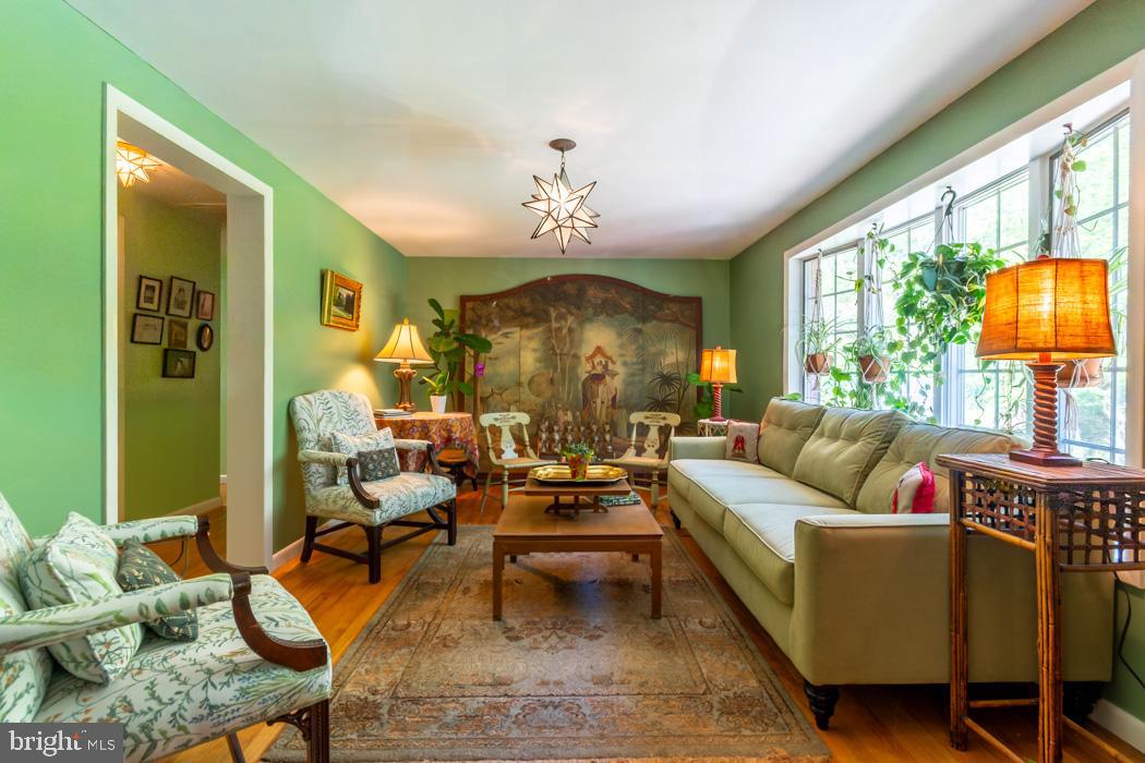 FALLING SPRINGS FARM - Residential