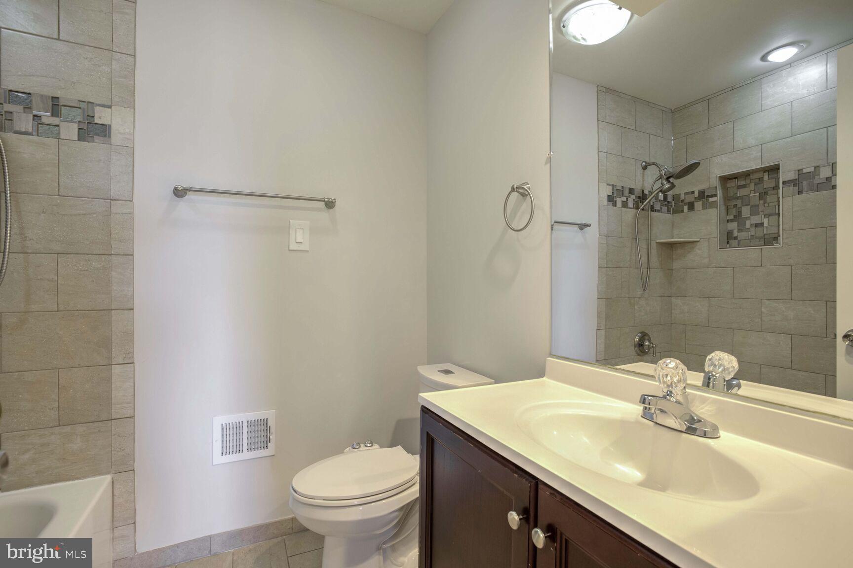 STONEBRIDGE - Residential