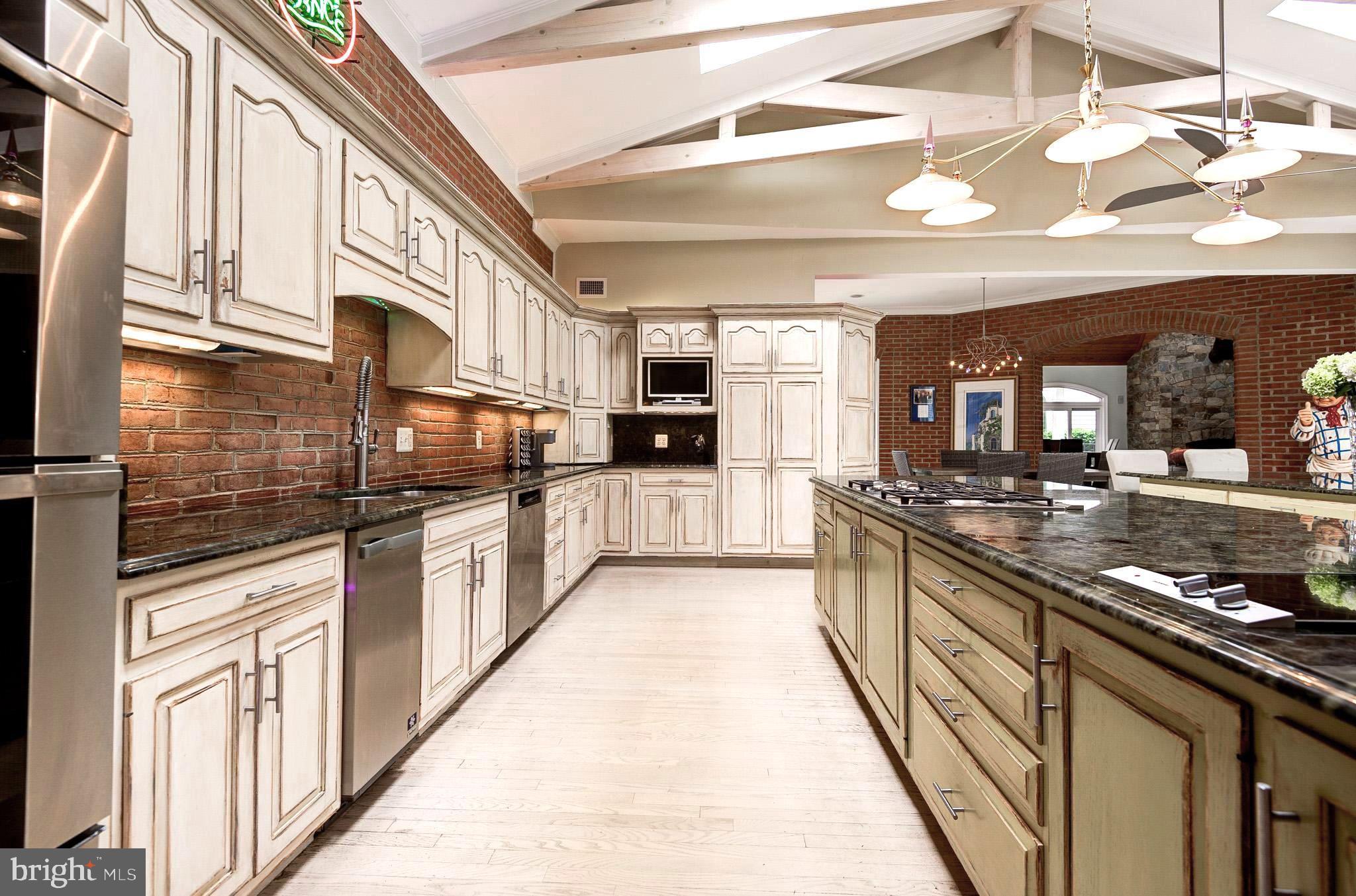 POTOMAC FALLS - Residential