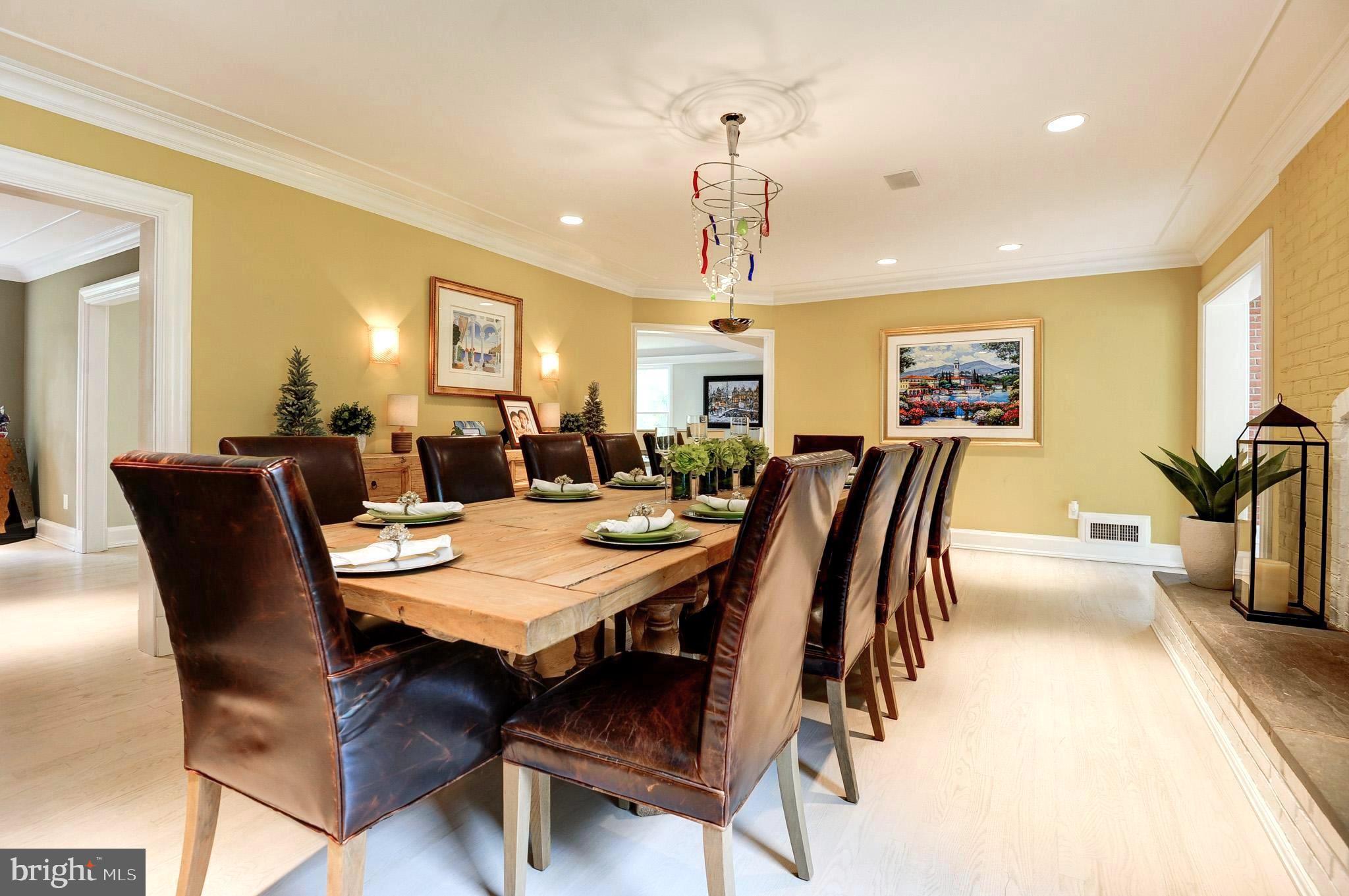 POTOMAC FALLS - Residential