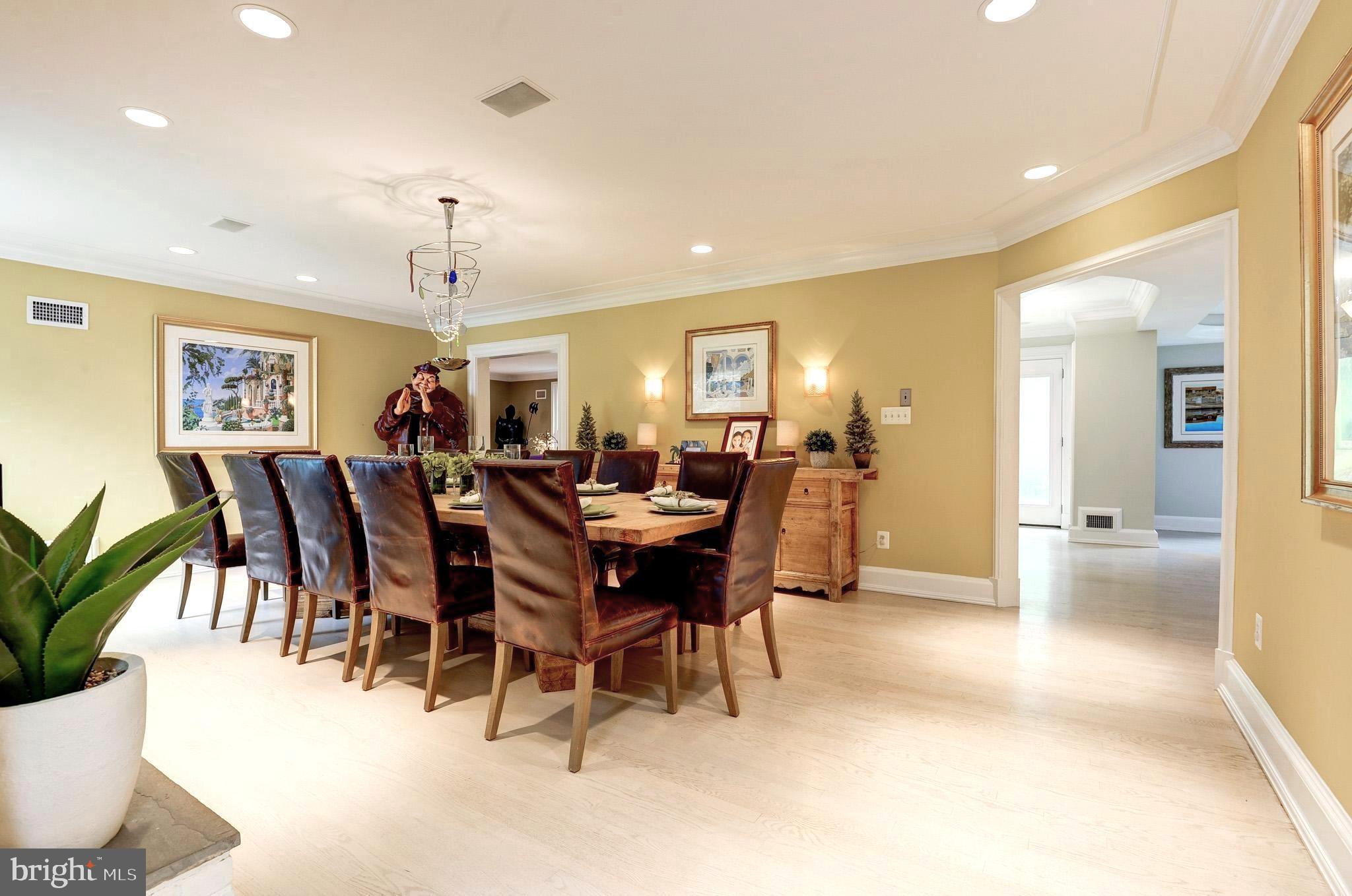 POTOMAC FALLS - Residential