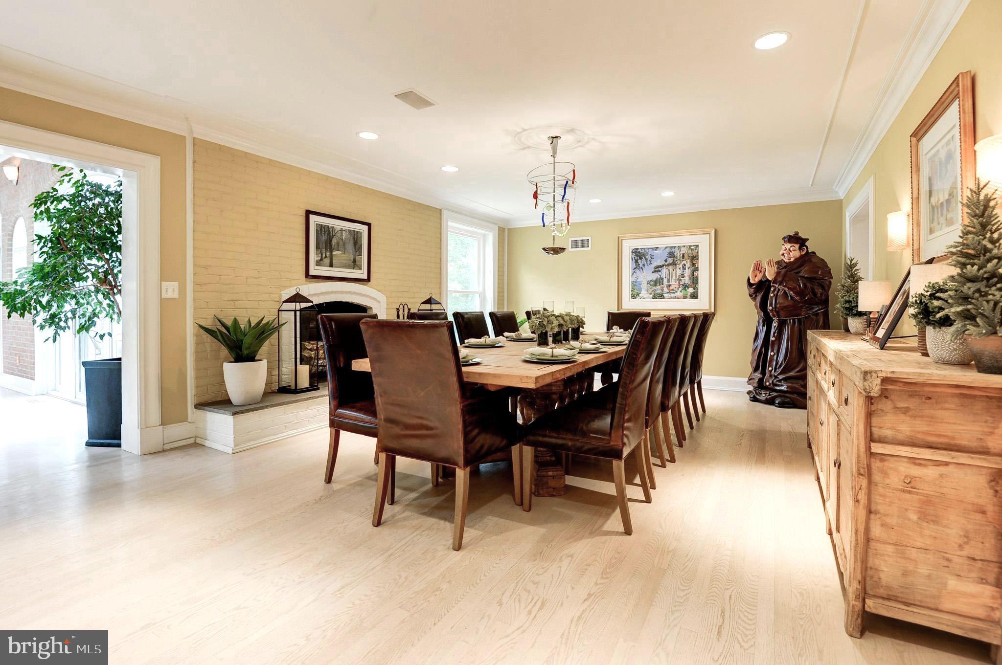 POTOMAC FALLS - Residential