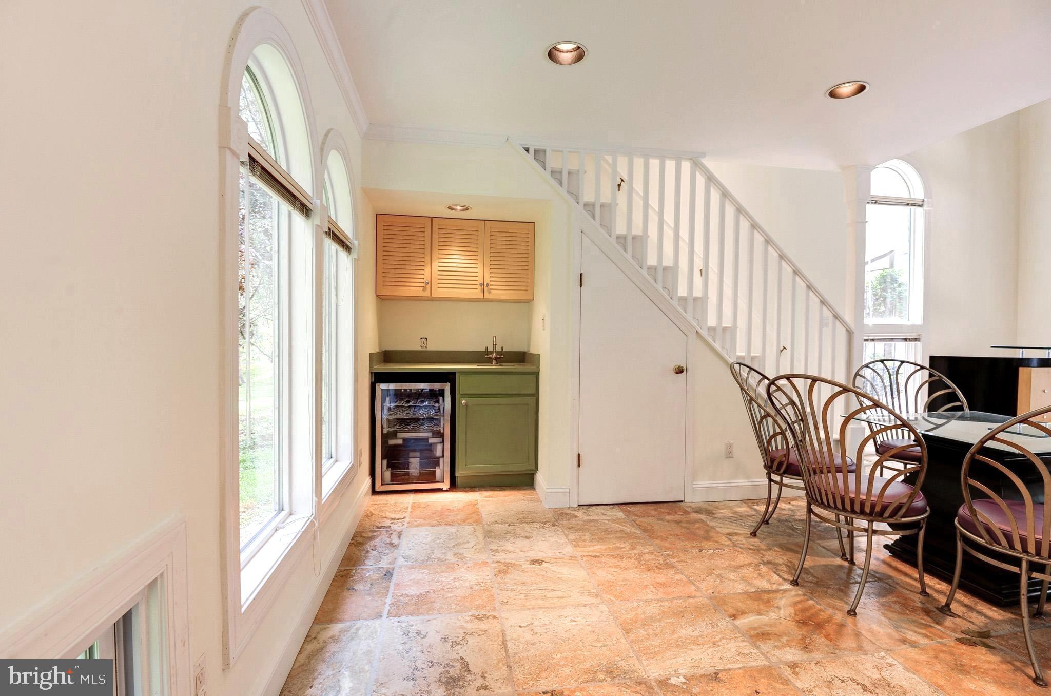 POTOMAC FALLS - Residential