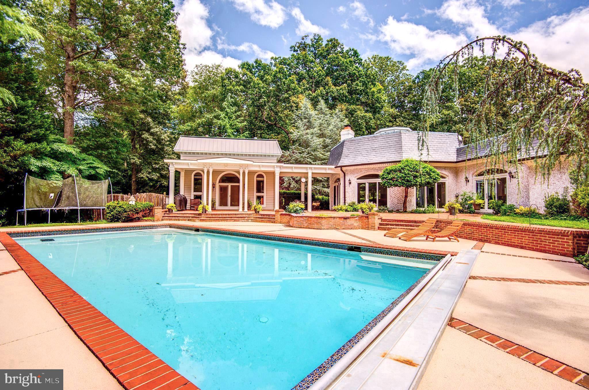 POTOMAC FALLS - Residential