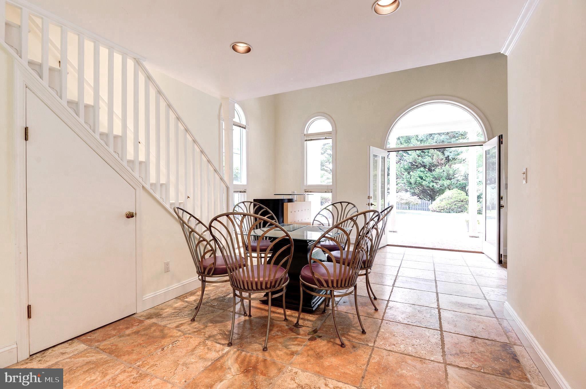 POTOMAC FALLS - Residential