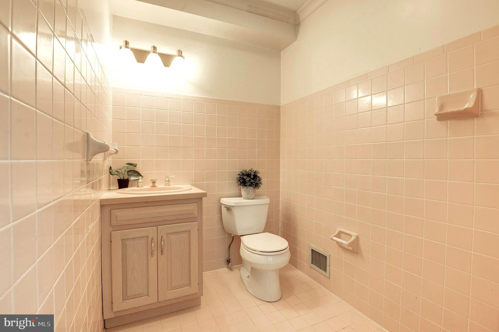 POTOMAC FALLS - Residential