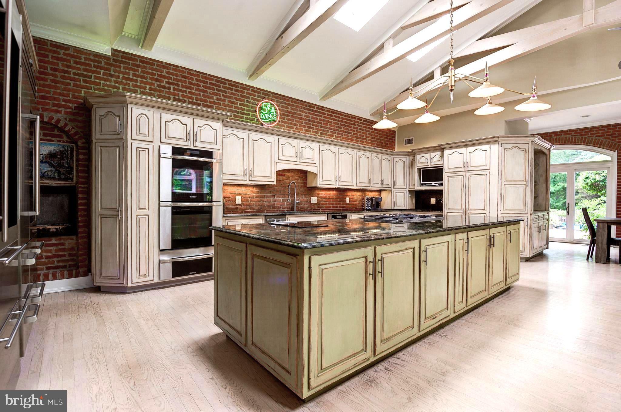 POTOMAC FALLS - Residential