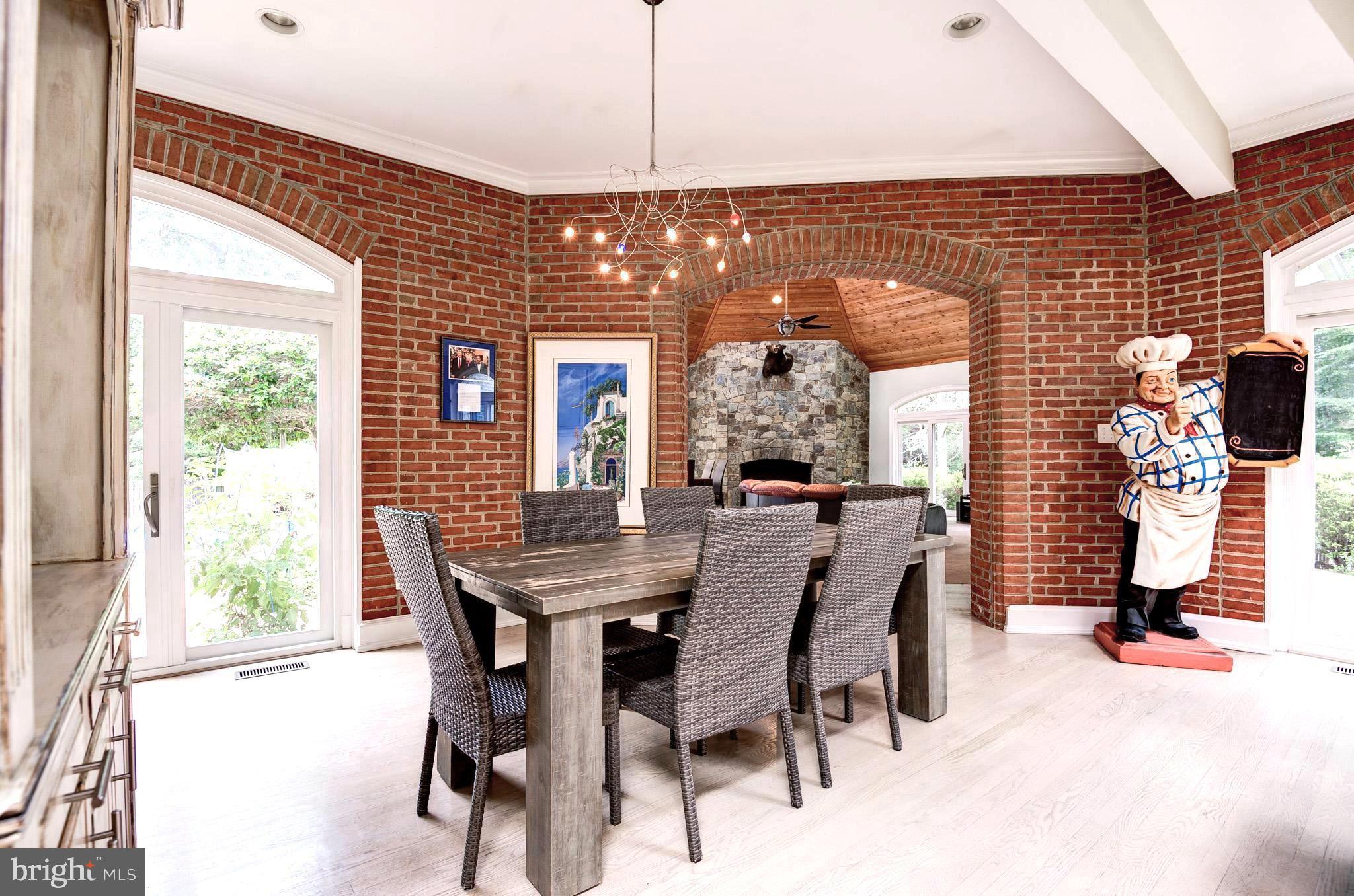 POTOMAC FALLS - Residential