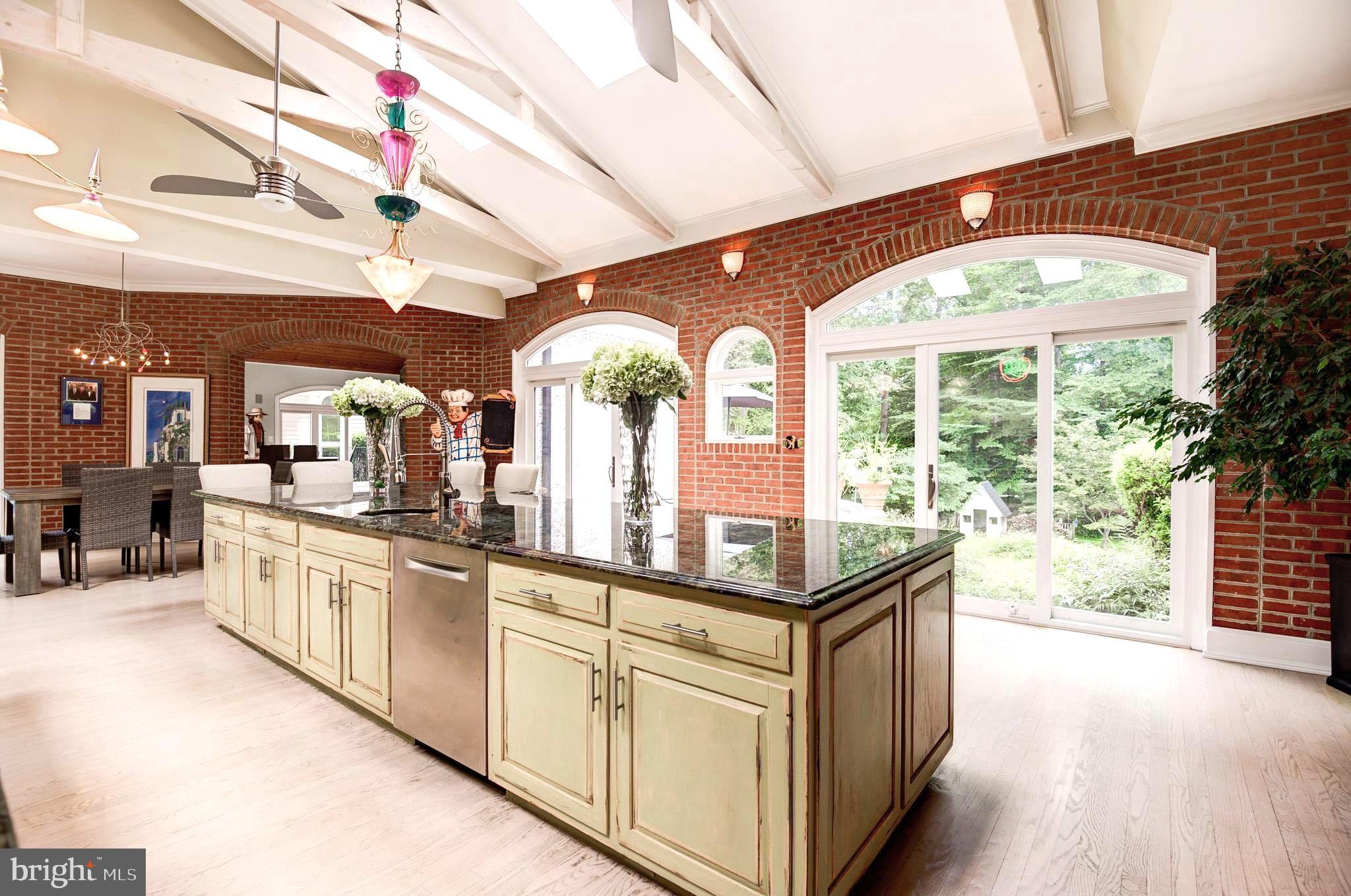 POTOMAC FALLS - Residential