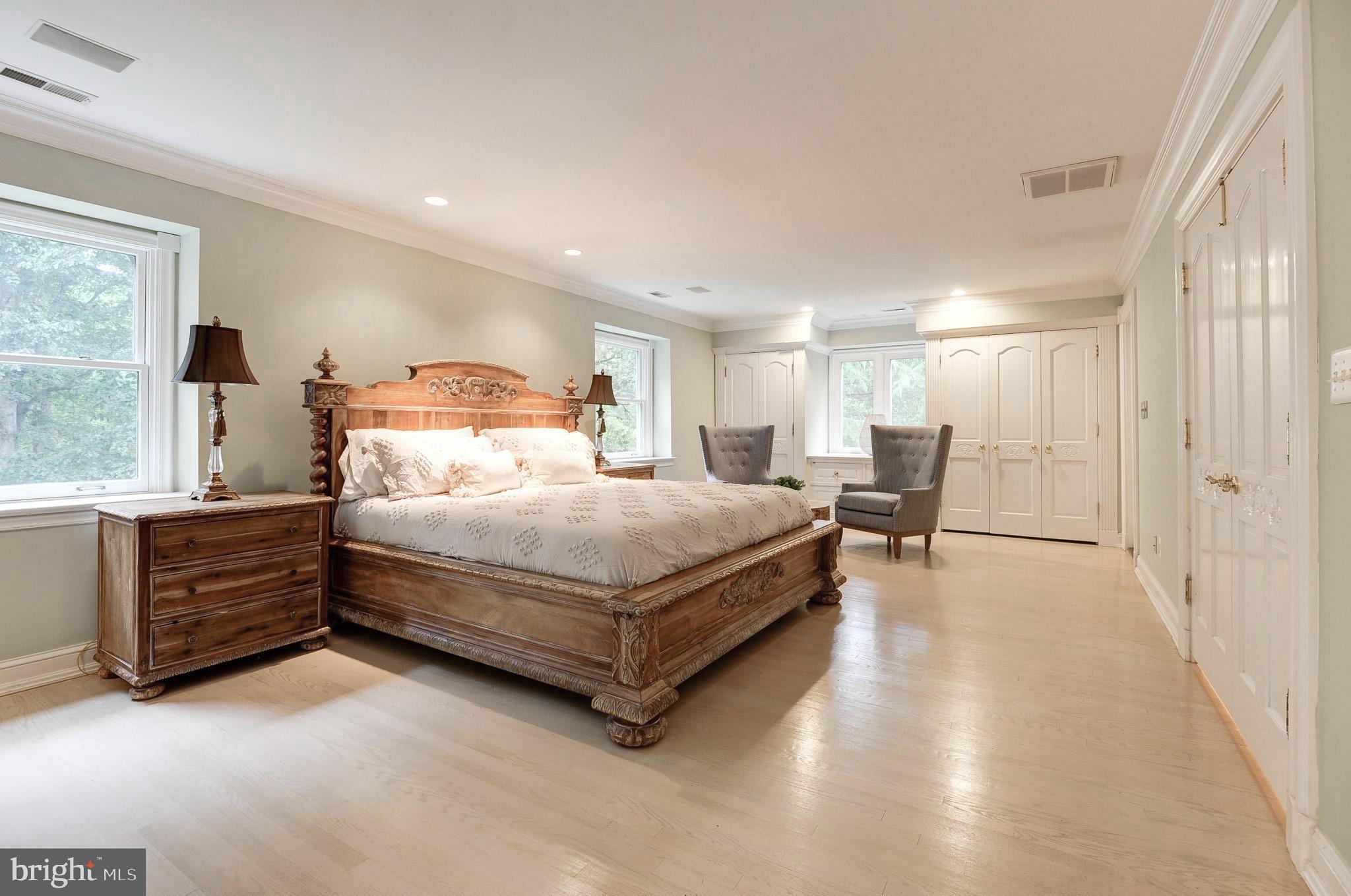 POTOMAC FALLS - Residential