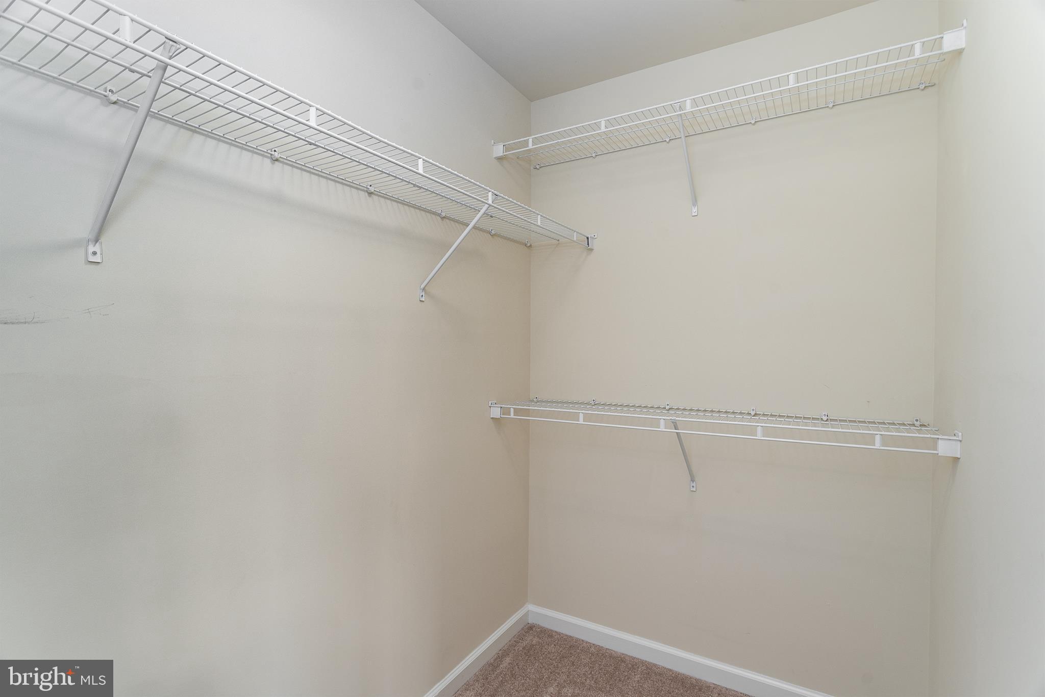 BROOKFIELD - Residential