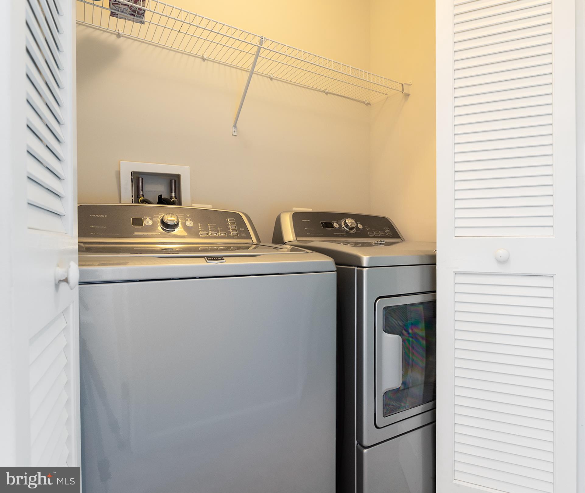 BROOKFIELD - Residential