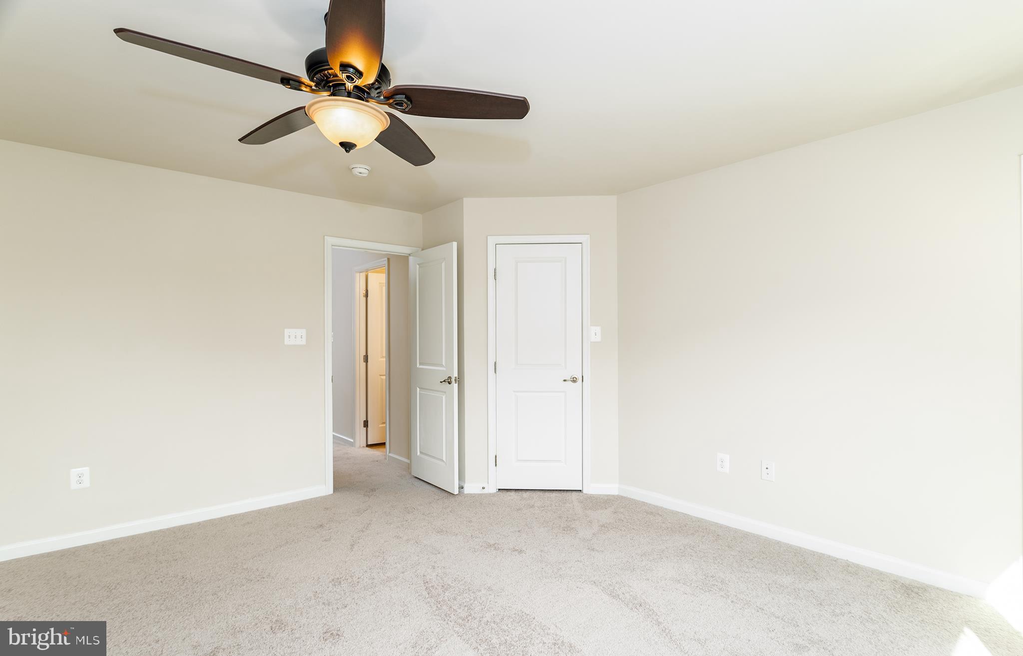 BROOKFIELD - Residential