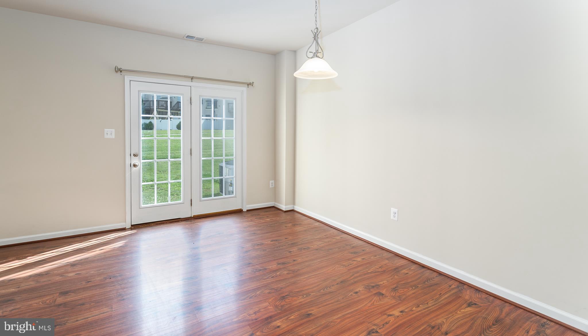 BROOKFIELD - Residential