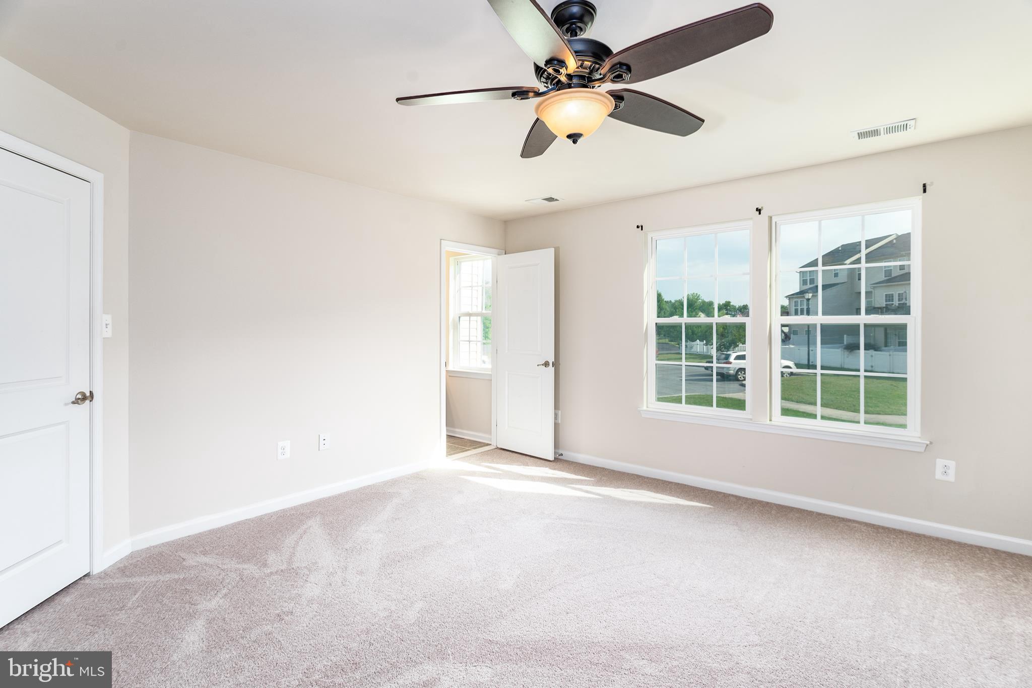 BROOKFIELD - Residential