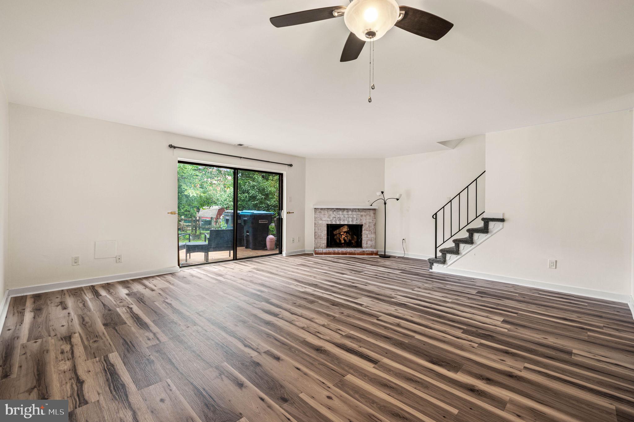 135 CAERNARVON COURT