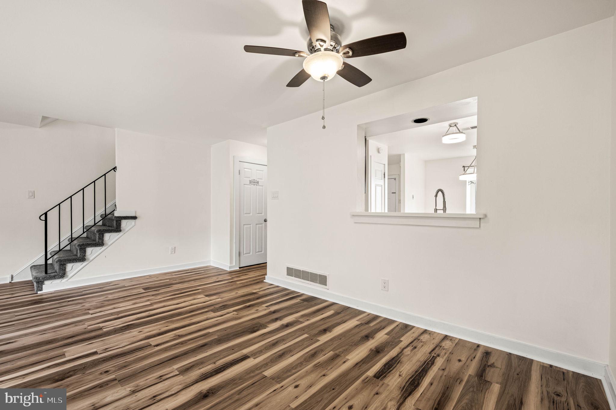 135 CAERNARVON COURT
