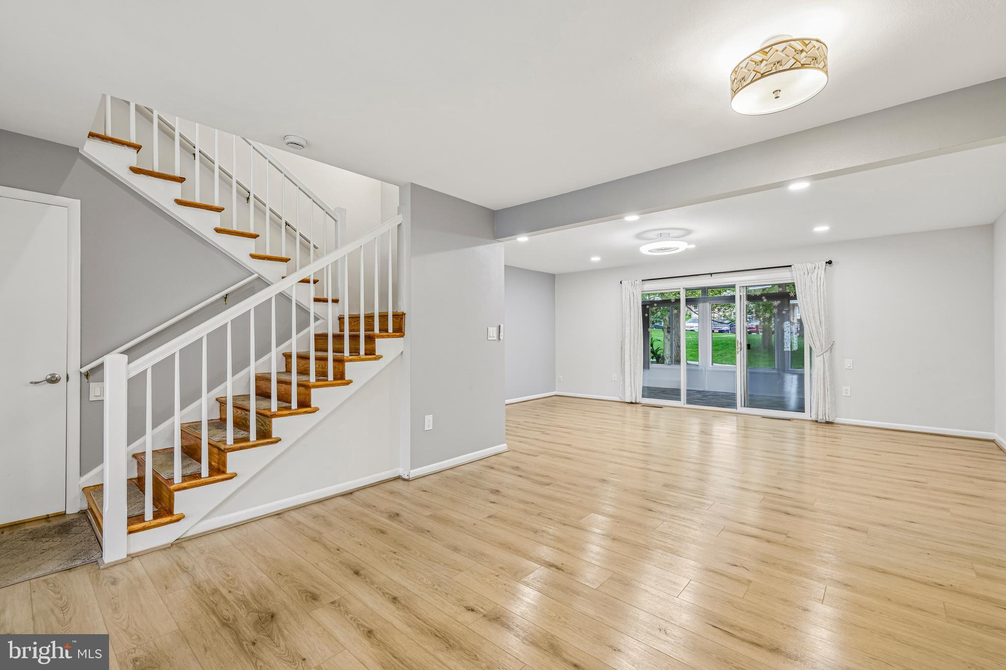 3546 CHISWICK COURT 36-B
