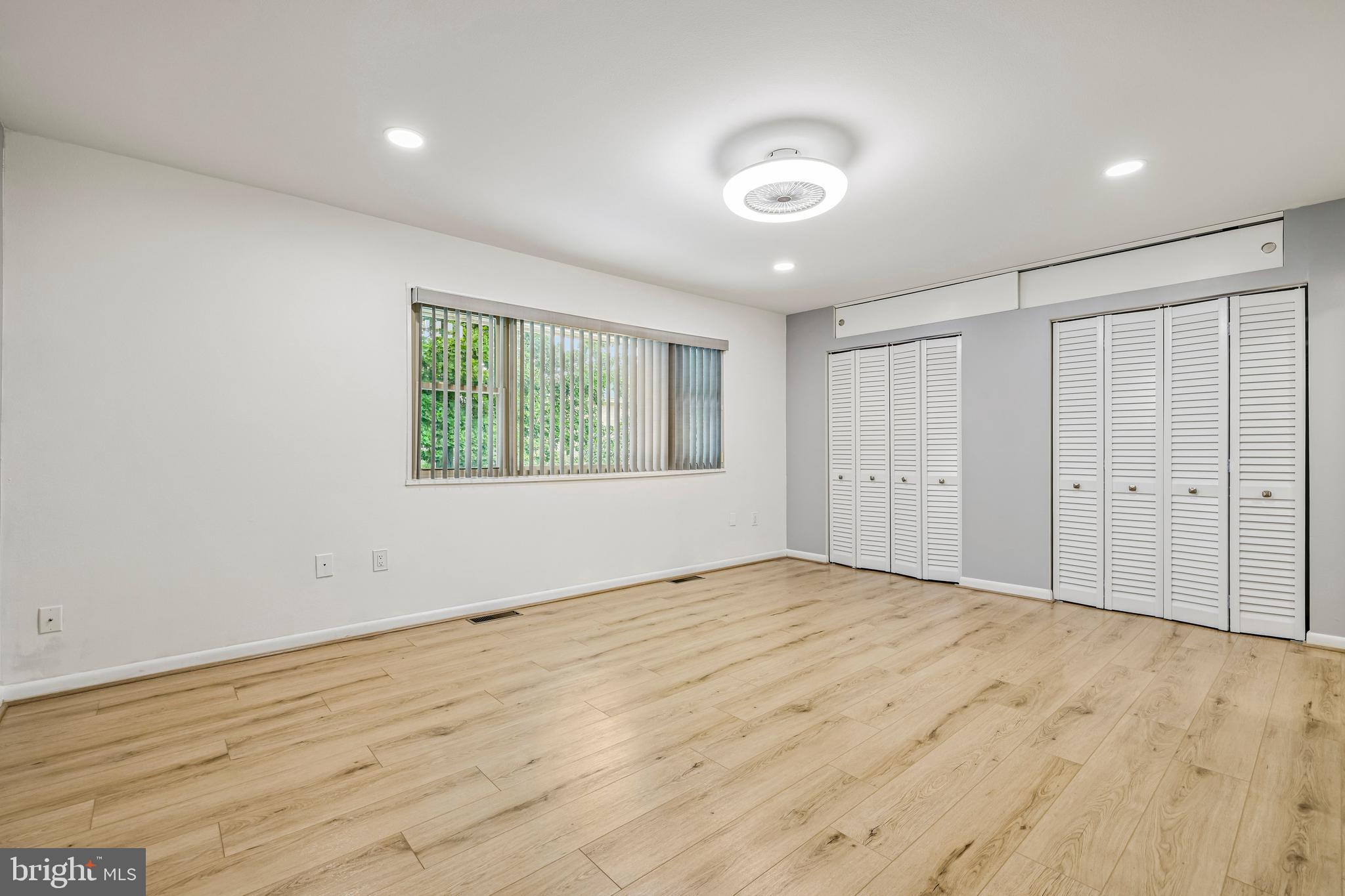 3546 CHISWICK COURT 36-B