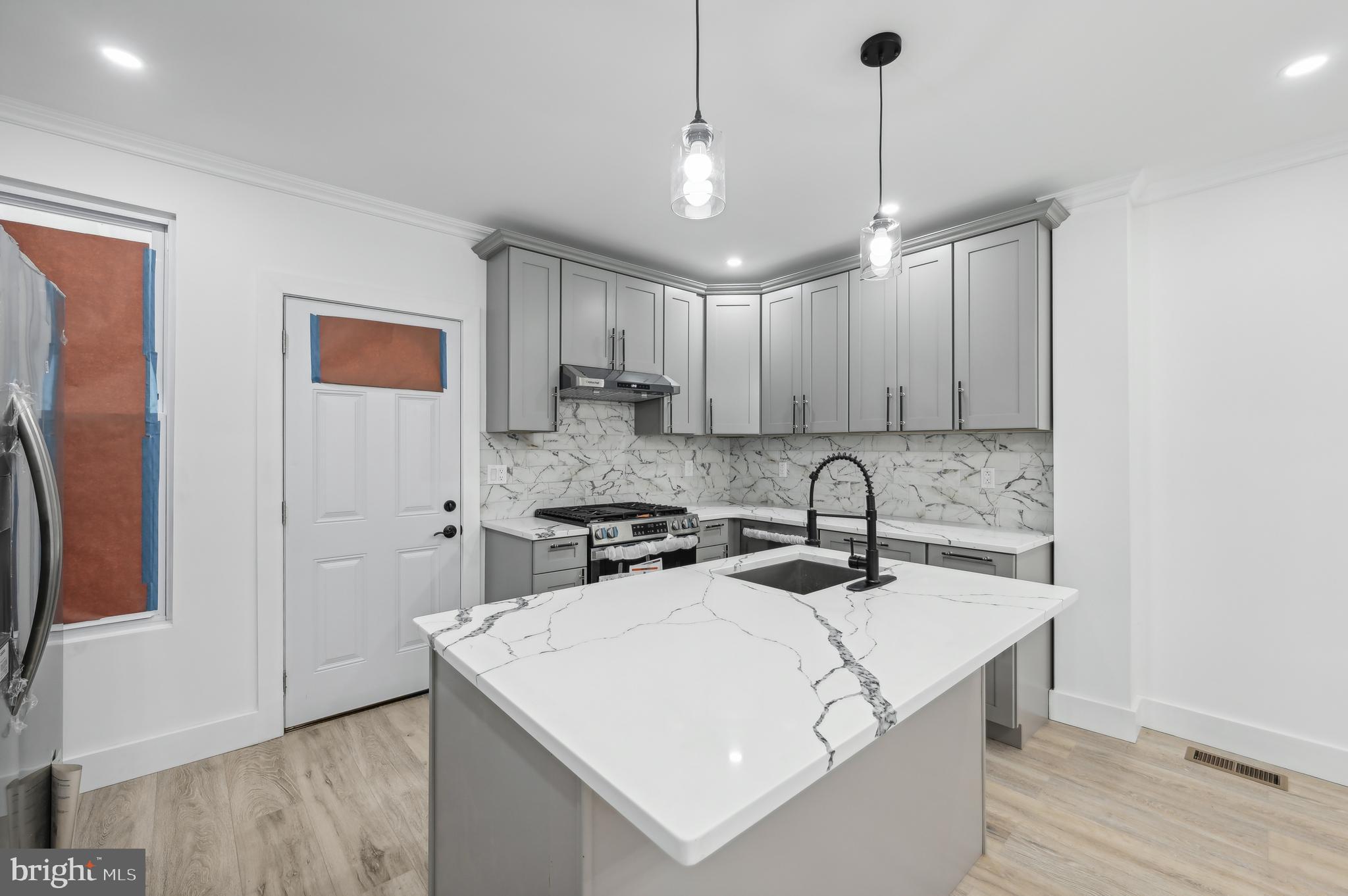 RICHNOR SPRINGS - Residential