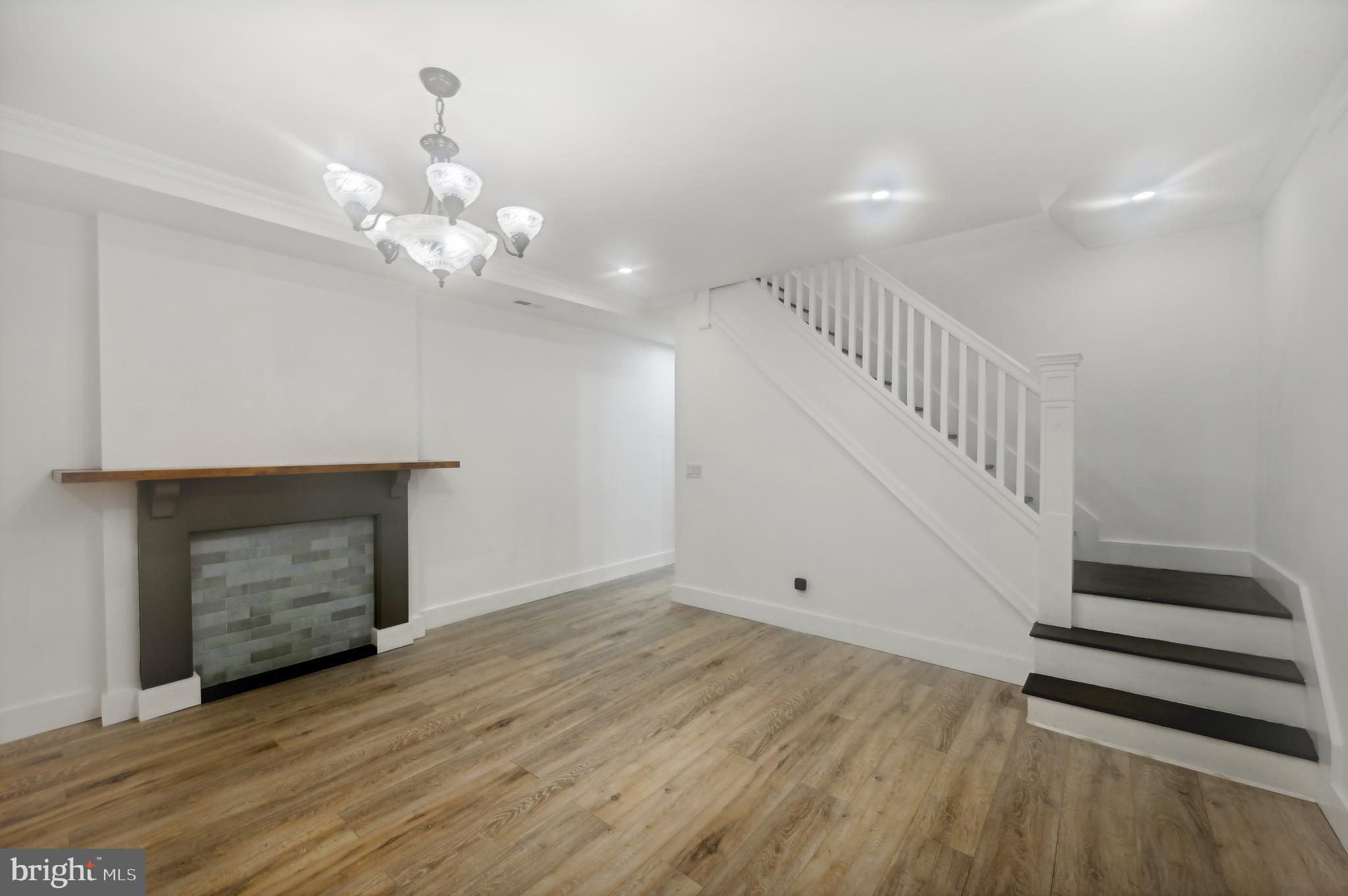 RICHNOR SPRINGS - Residential