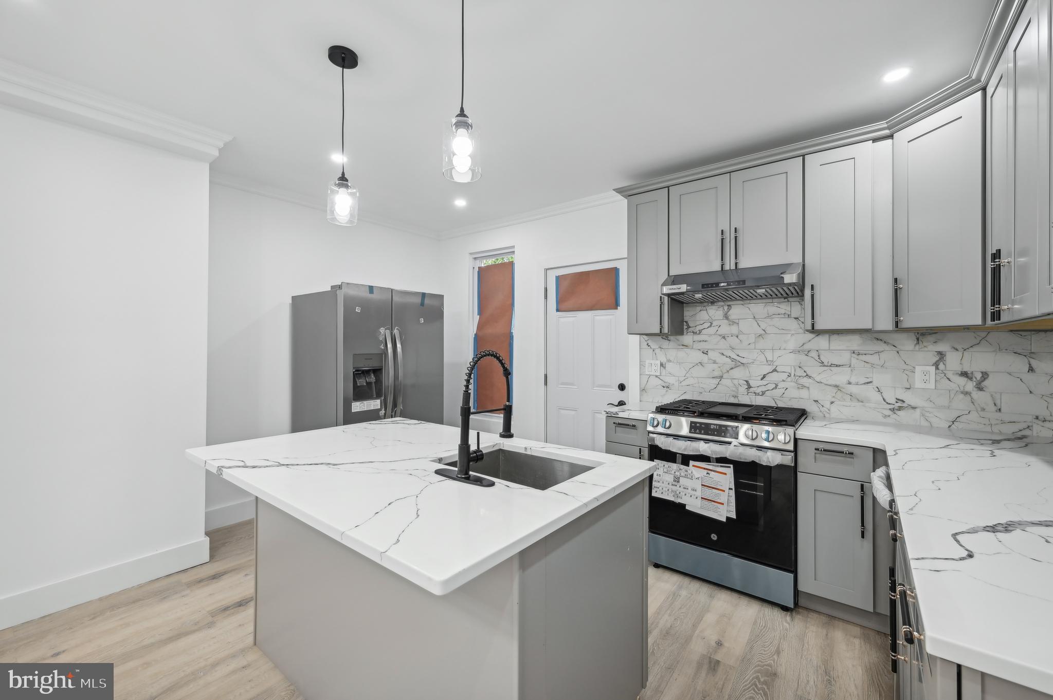 RICHNOR SPRINGS - Residential