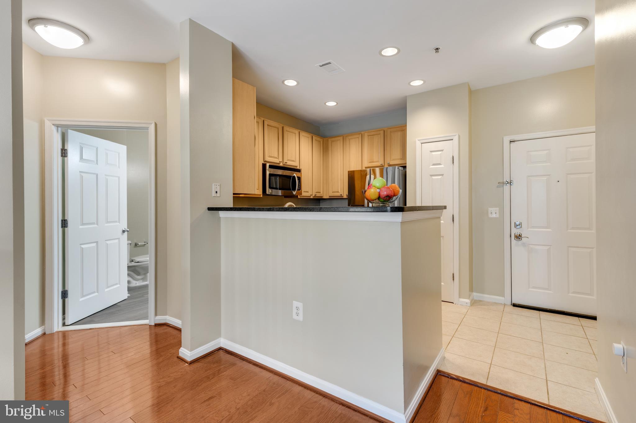 THE GROVE AT ARLINGTON - Residential