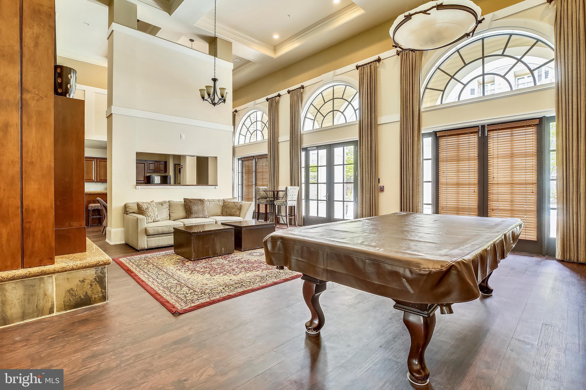 THE GROVE AT ARLINGTON - Residential