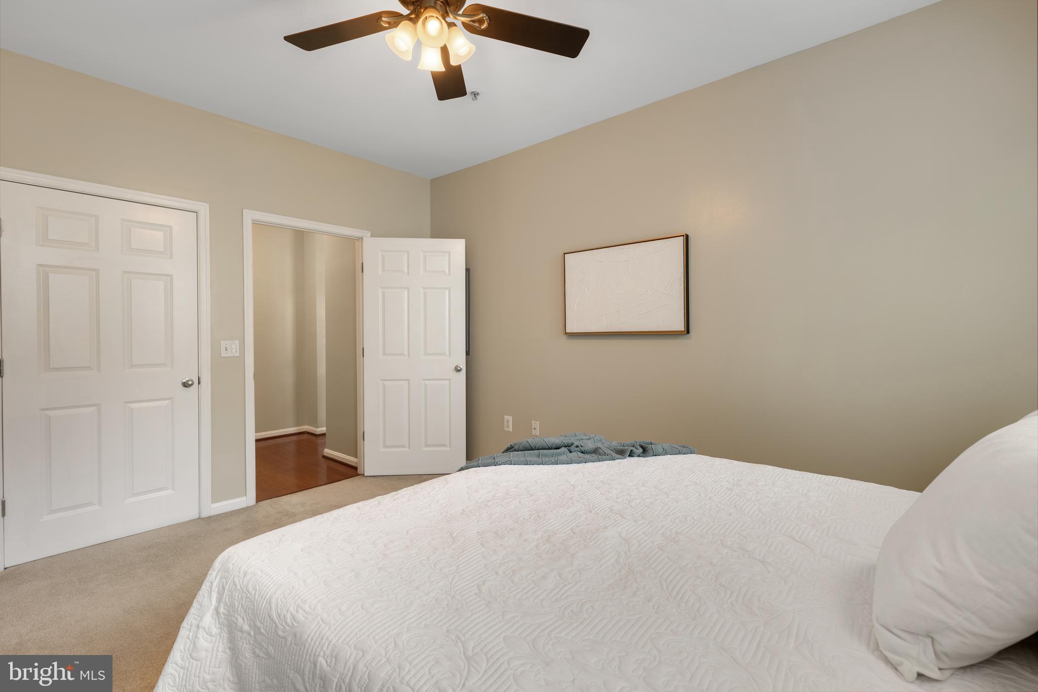 THE GROVE AT ARLINGTON - Residential