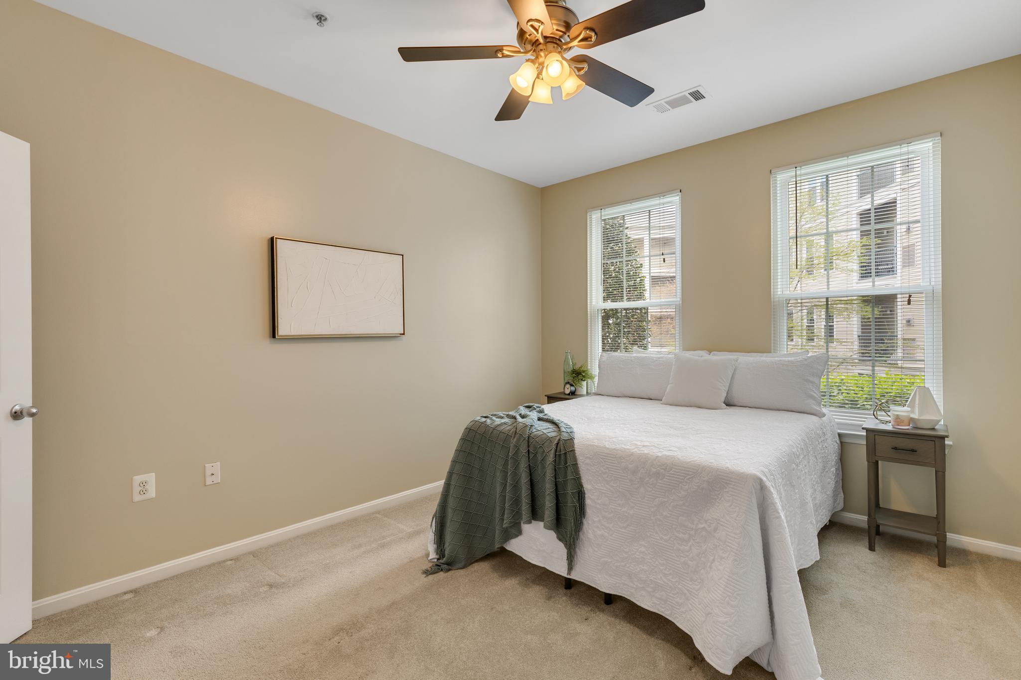 THE GROVE AT ARLINGTON - Residential