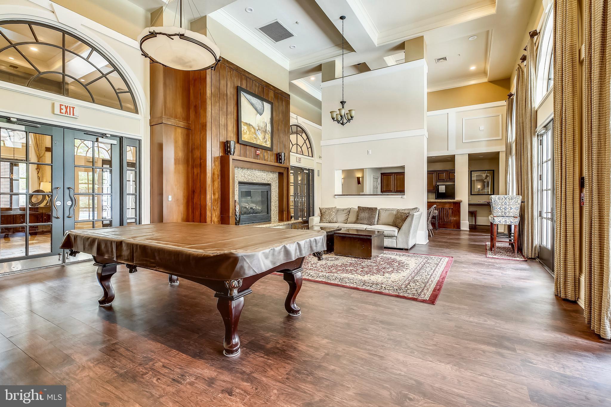 THE GROVE AT ARLINGTON - Residential