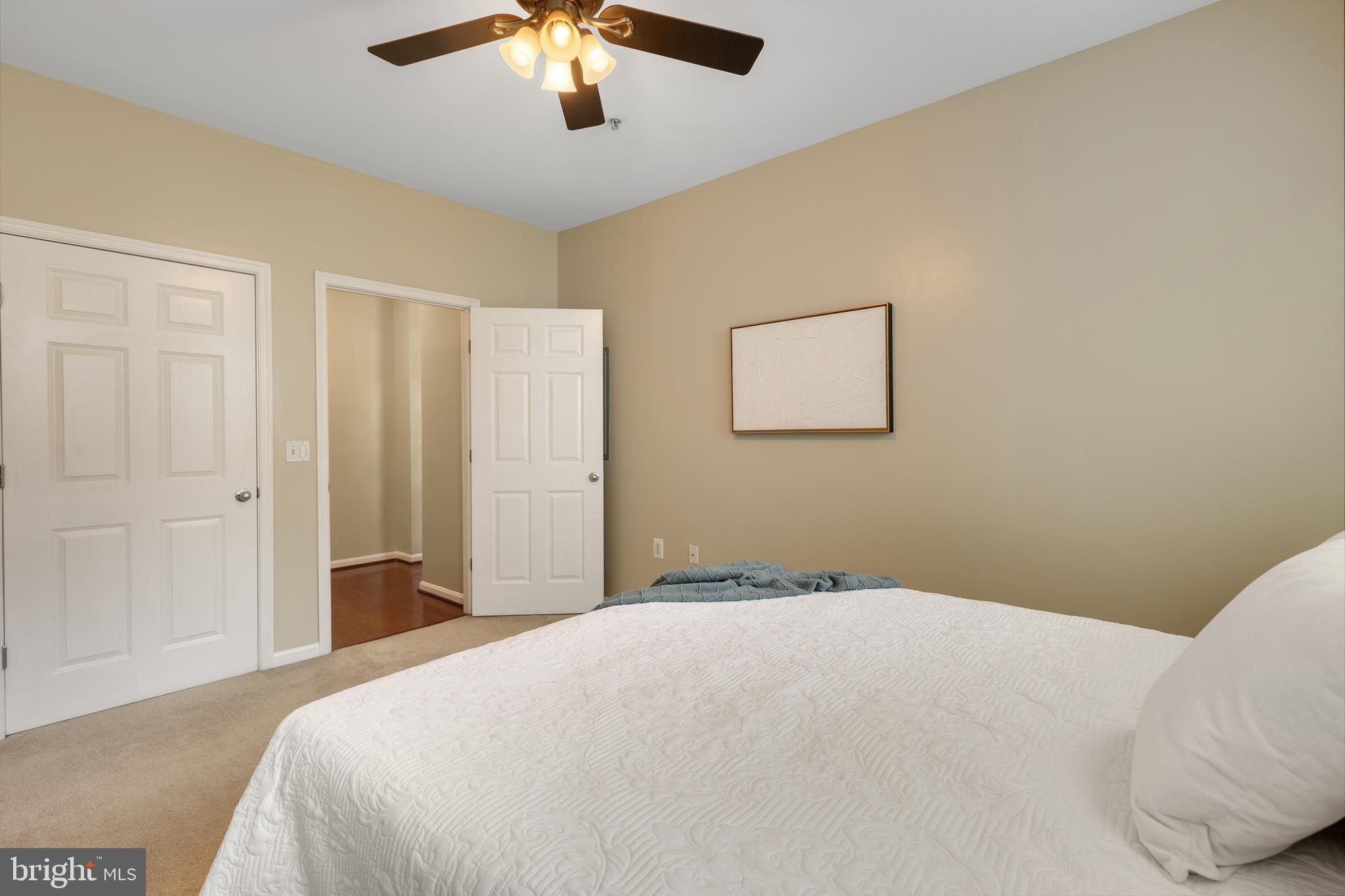 THE GROVE AT ARLINGTON - Residential