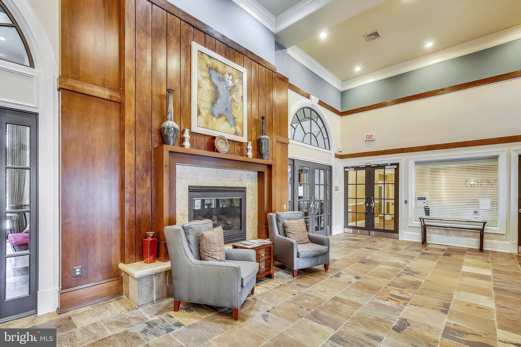 THE GROVE AT ARLINGTON - Residential