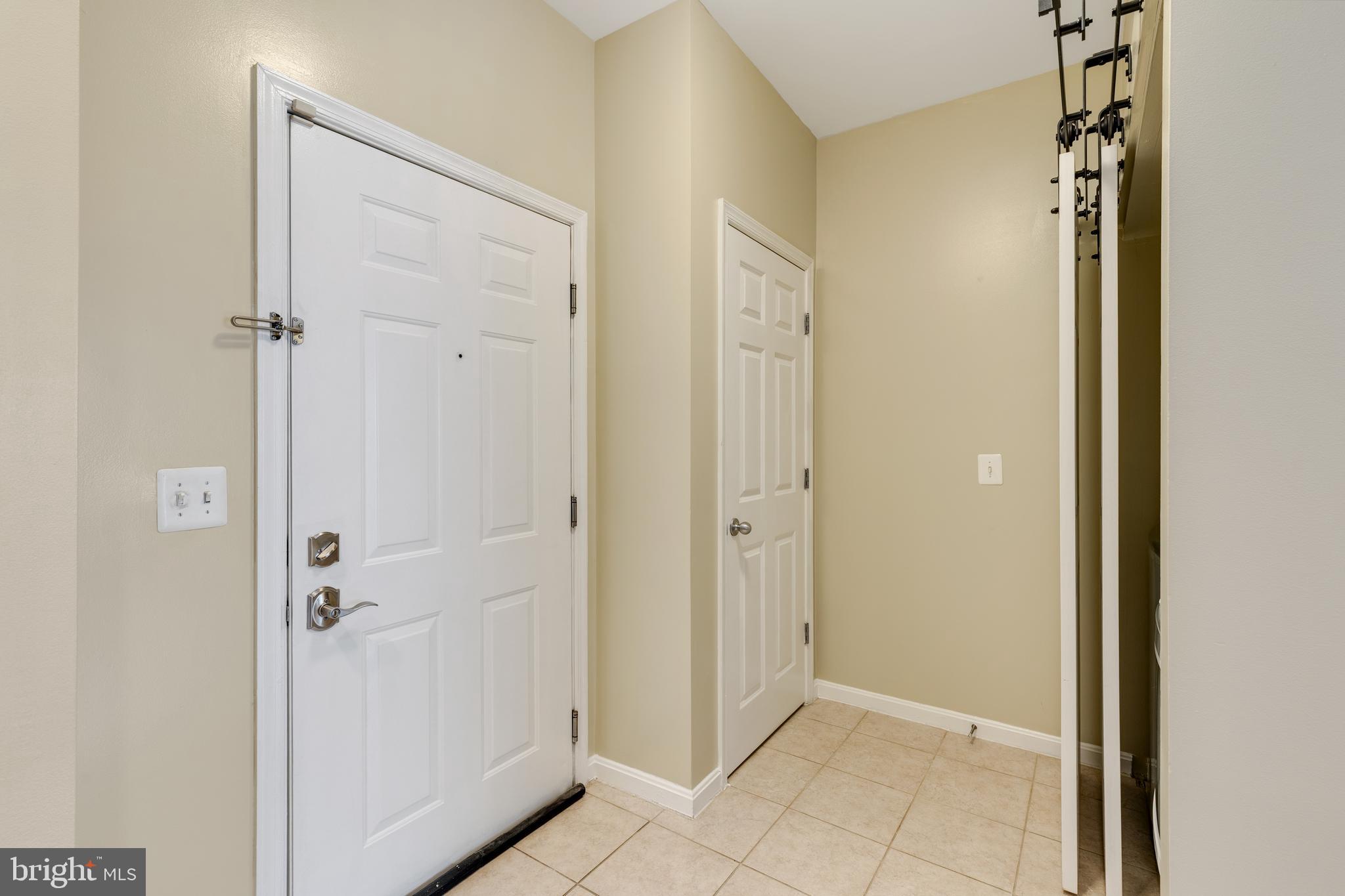 THE GROVE AT ARLINGTON - Residential