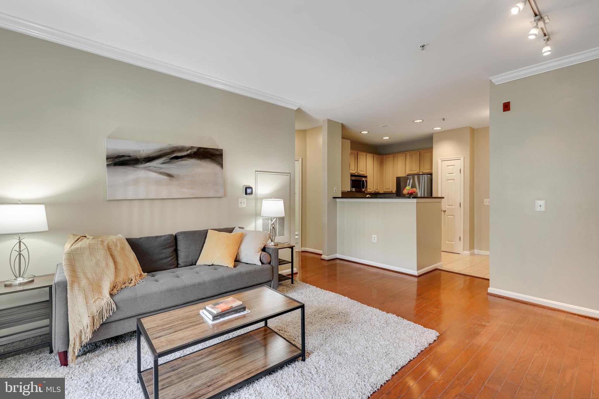 THE GROVE AT ARLINGTON - Residential