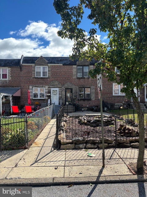 Photo of 212 Cambridge Road, CLIFTON HEIGHTS, PA 19018 (MLS # PADE2125752)