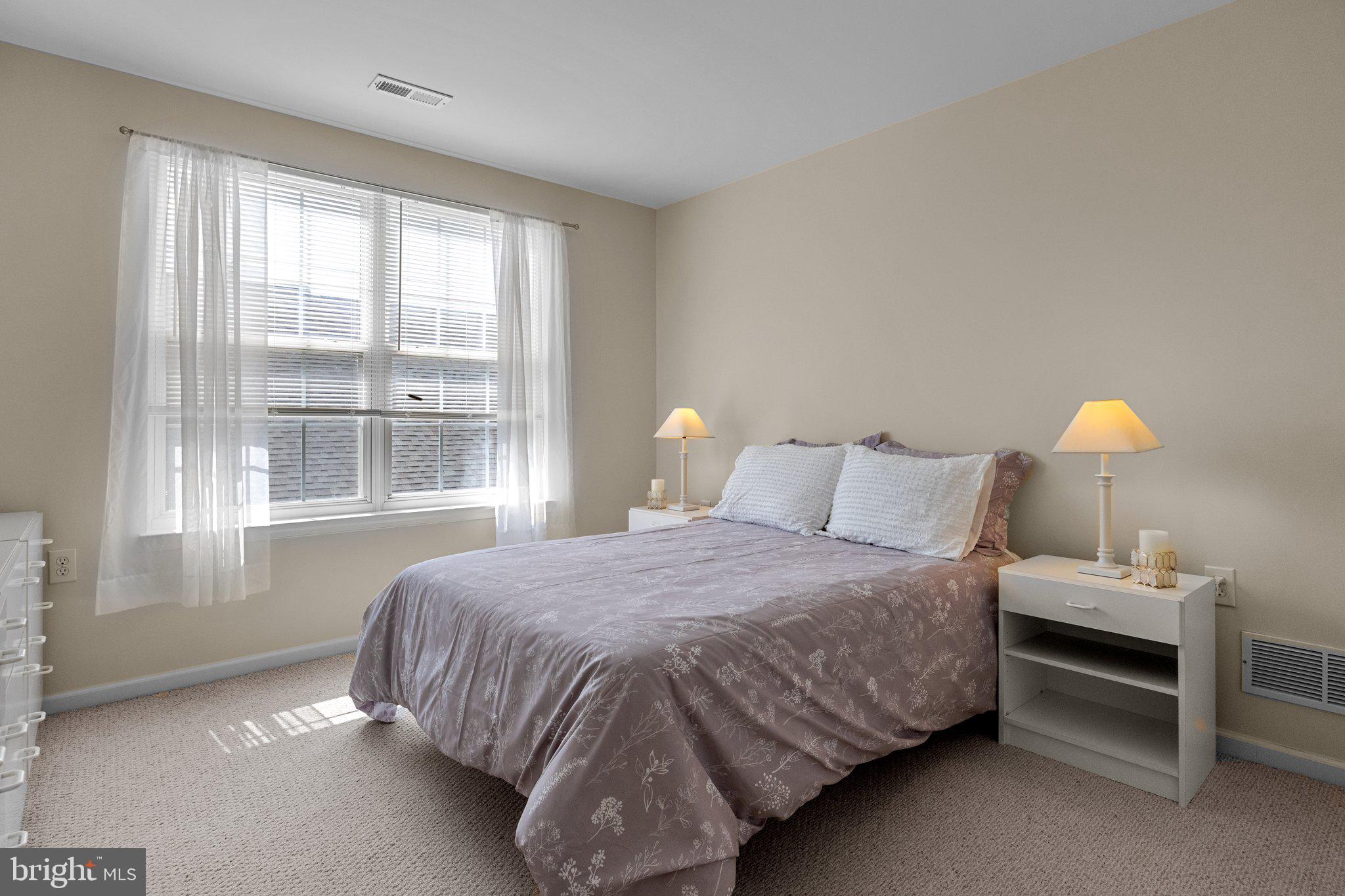 FLOWERS MILL - Residential