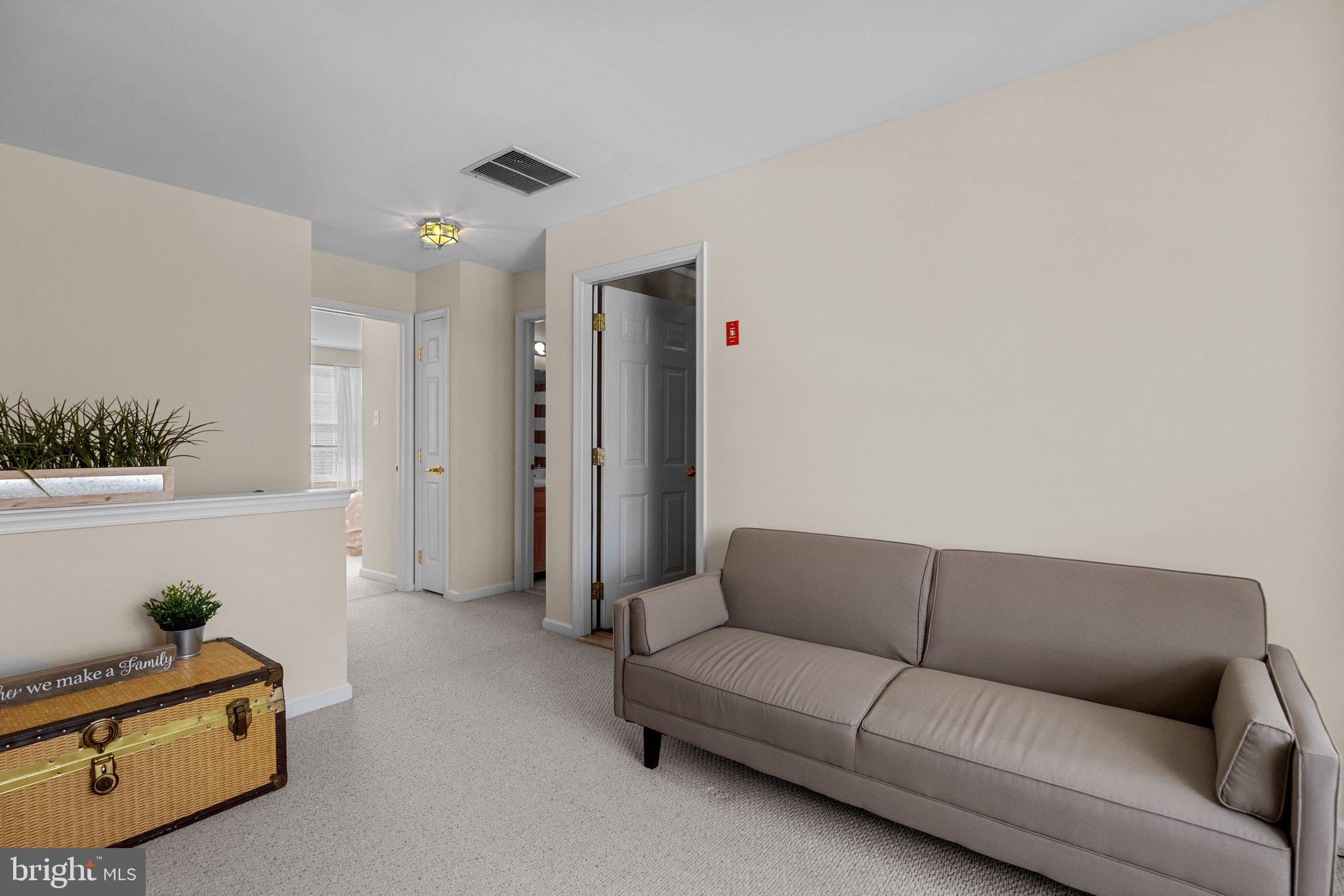 FLOWERS MILL - Residential