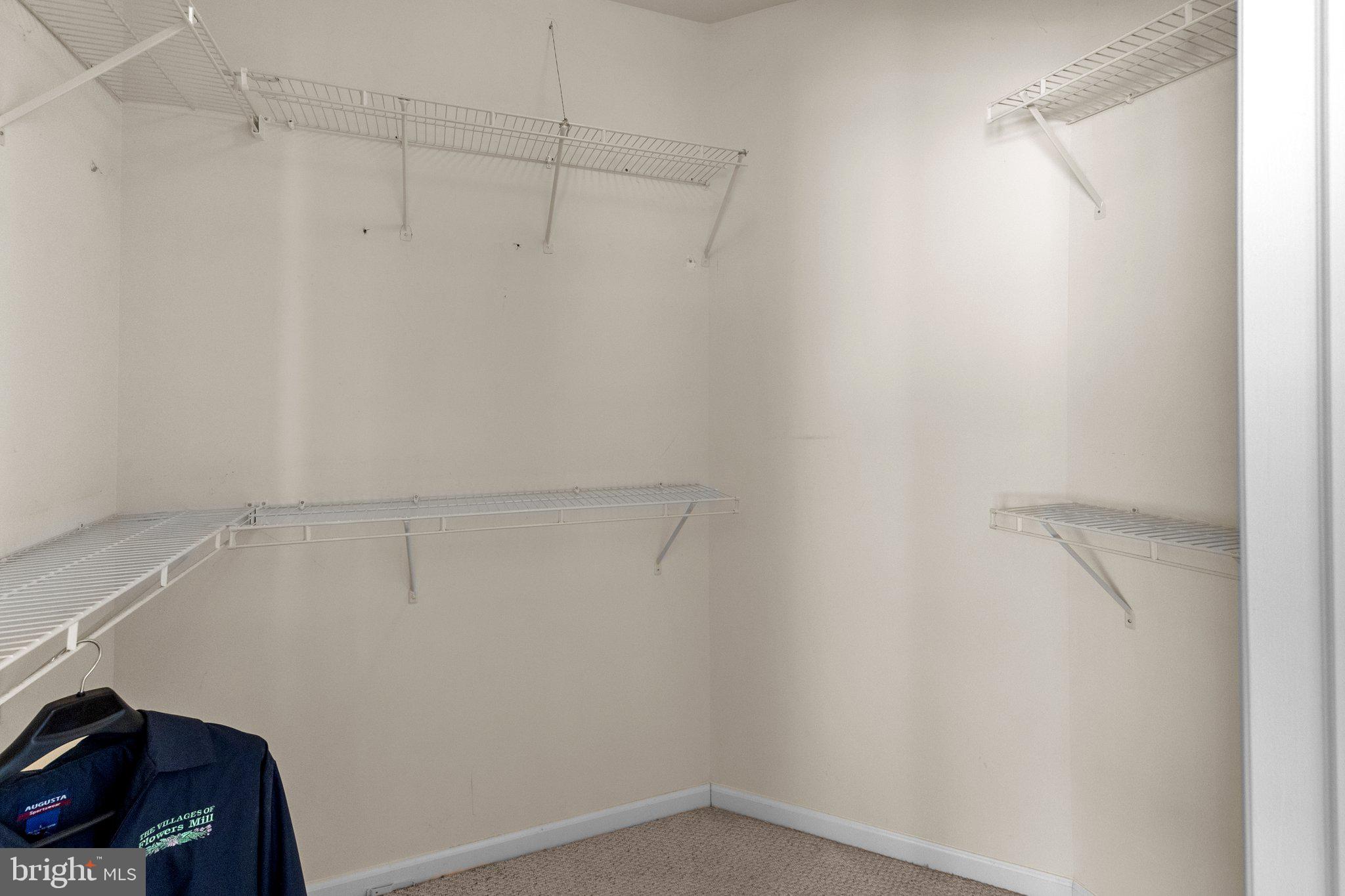 FLOWERS MILL - Residential