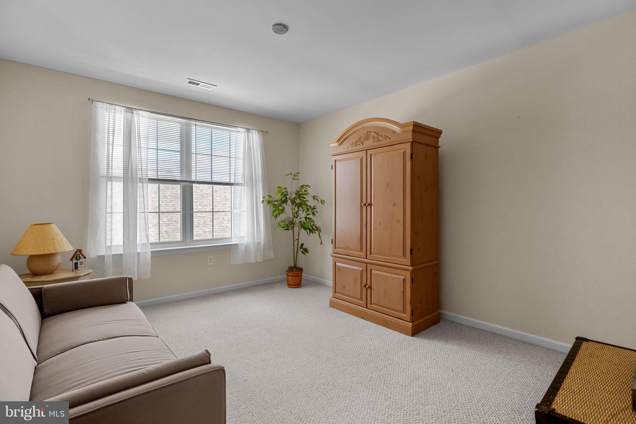 FLOWERS MILL - Residential